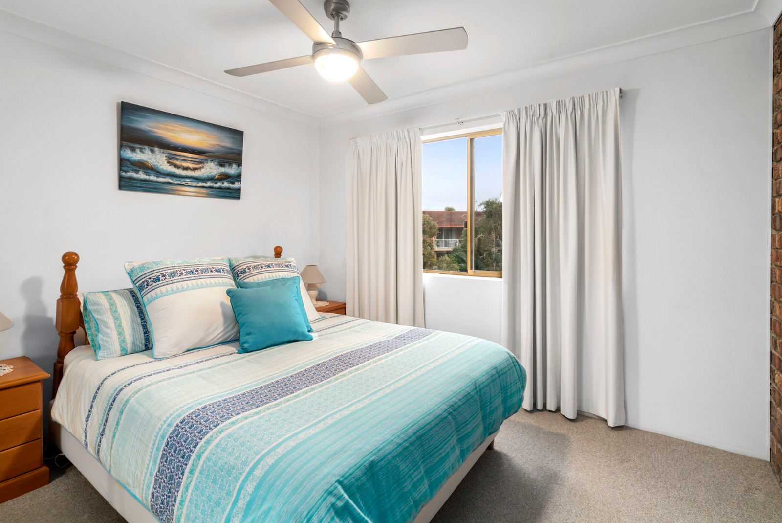 9/4 Rolan Court, Palm Beach, QLD 4221
