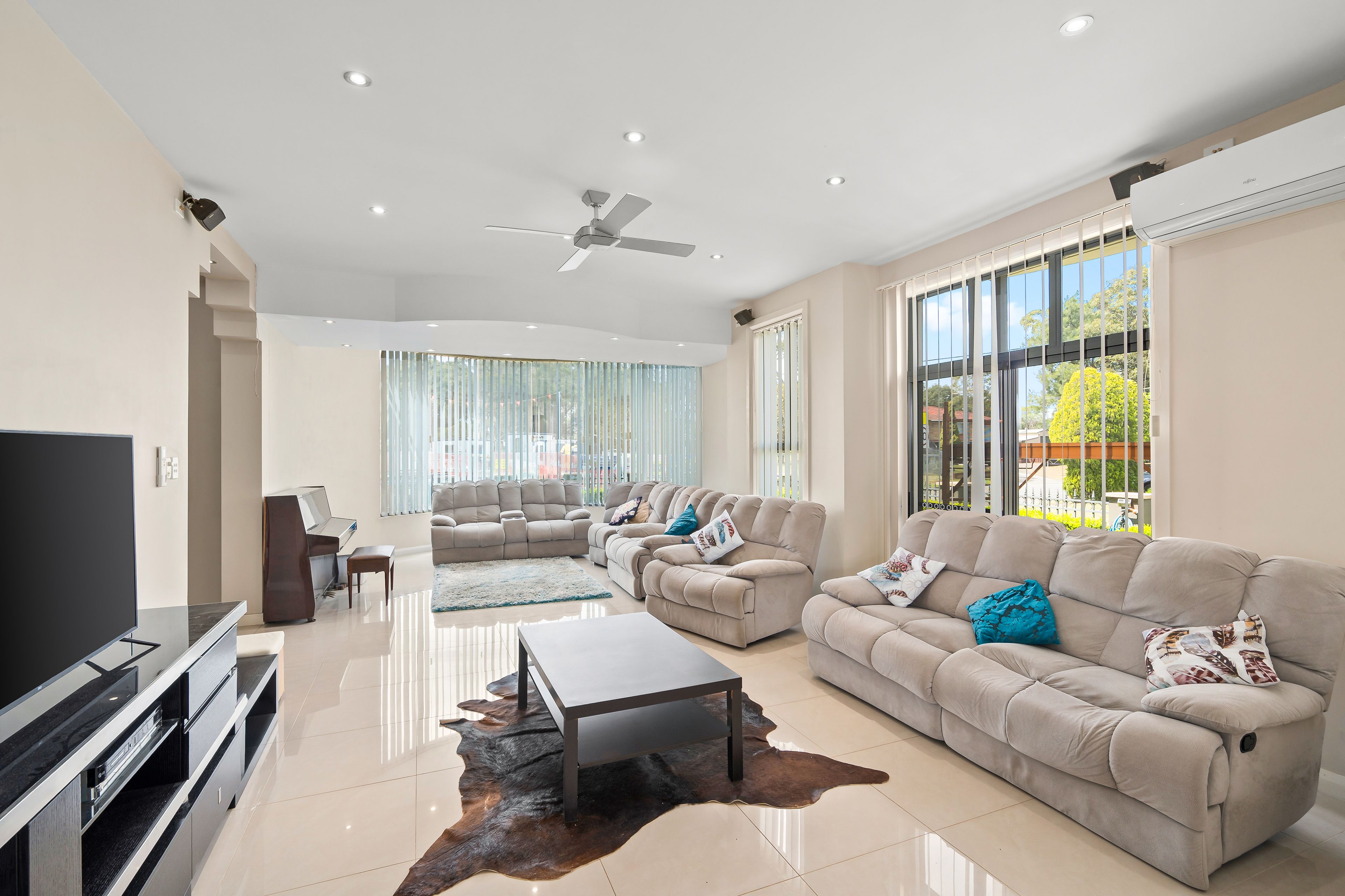 9 Jupiter Street — photo 3 of 12