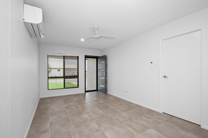 50 Conway Street, Mount Low, QLD 4818