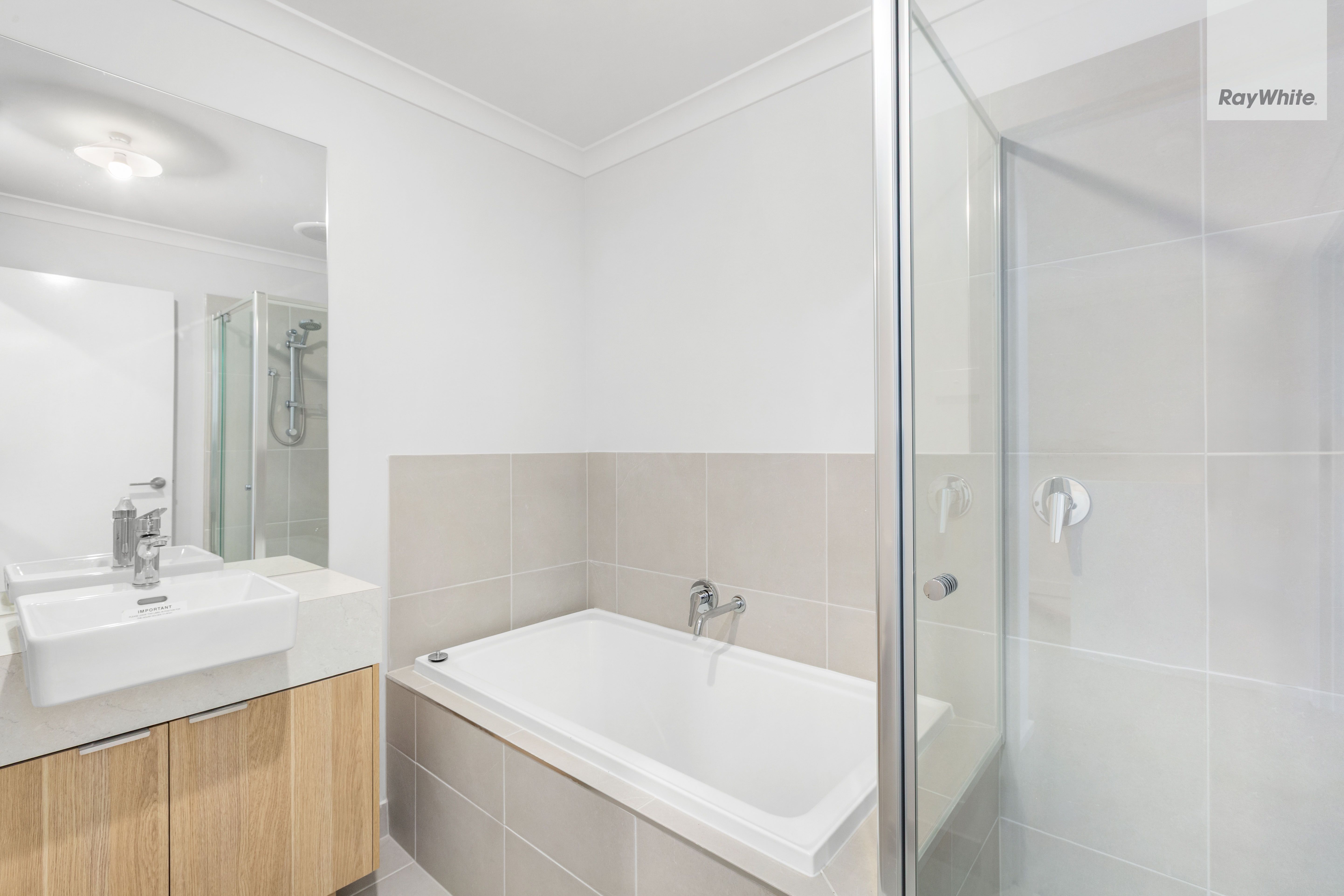93 Garrong Avenue — photo 10 of 12