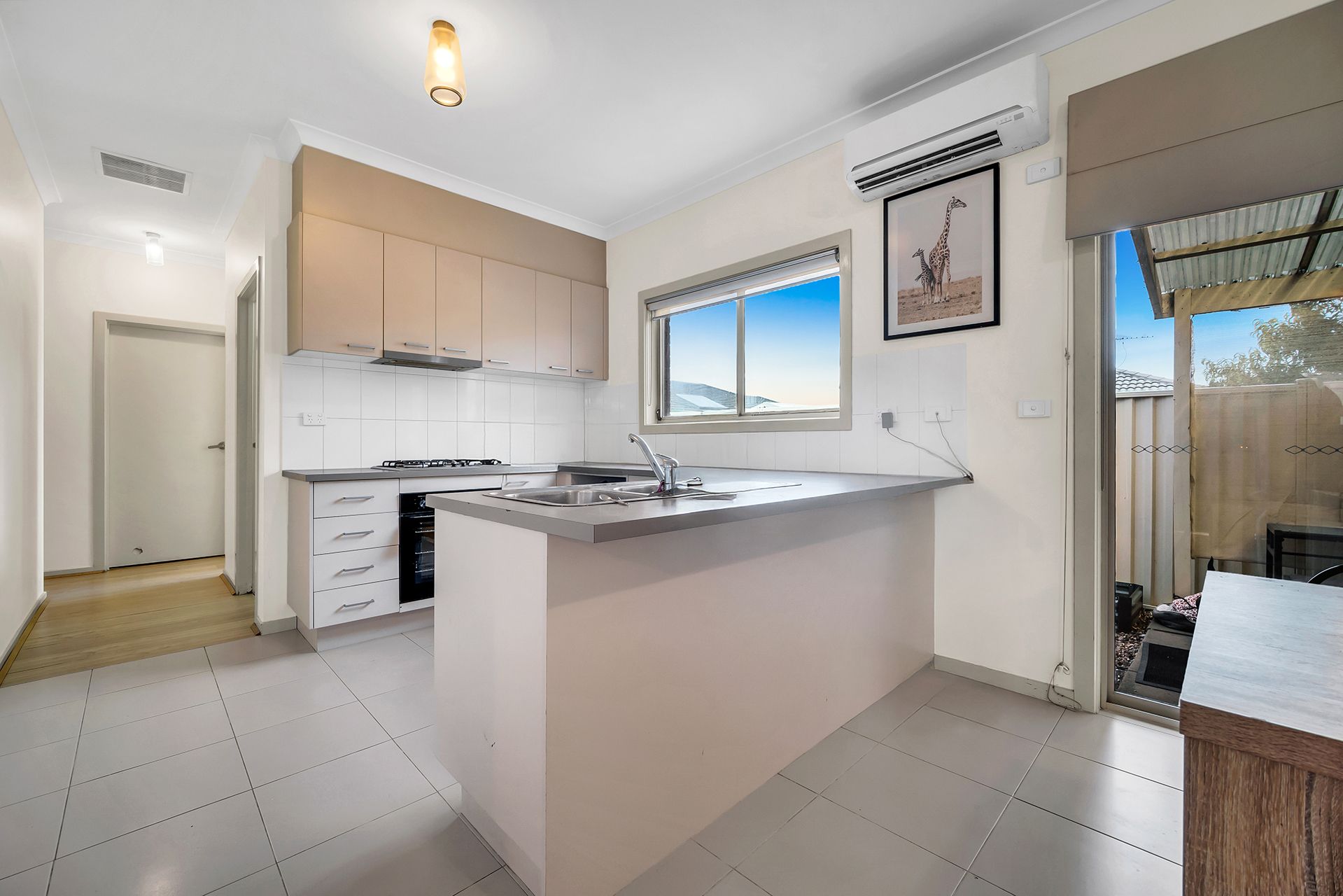 2/34 Sing Crescent, Berwick, VIC 3806