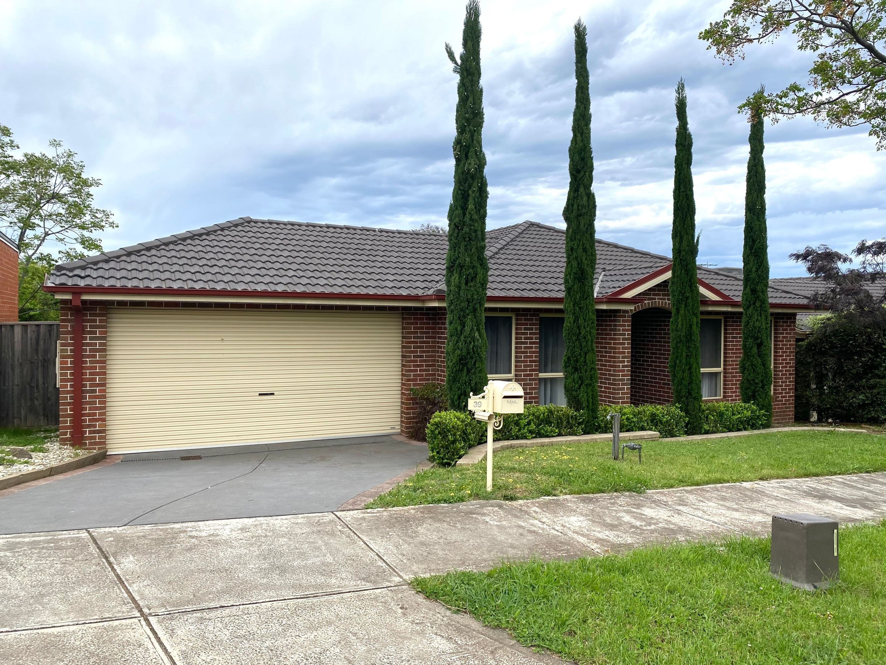 39 Lewins Rail Avenue, South Morang, VIC 3752