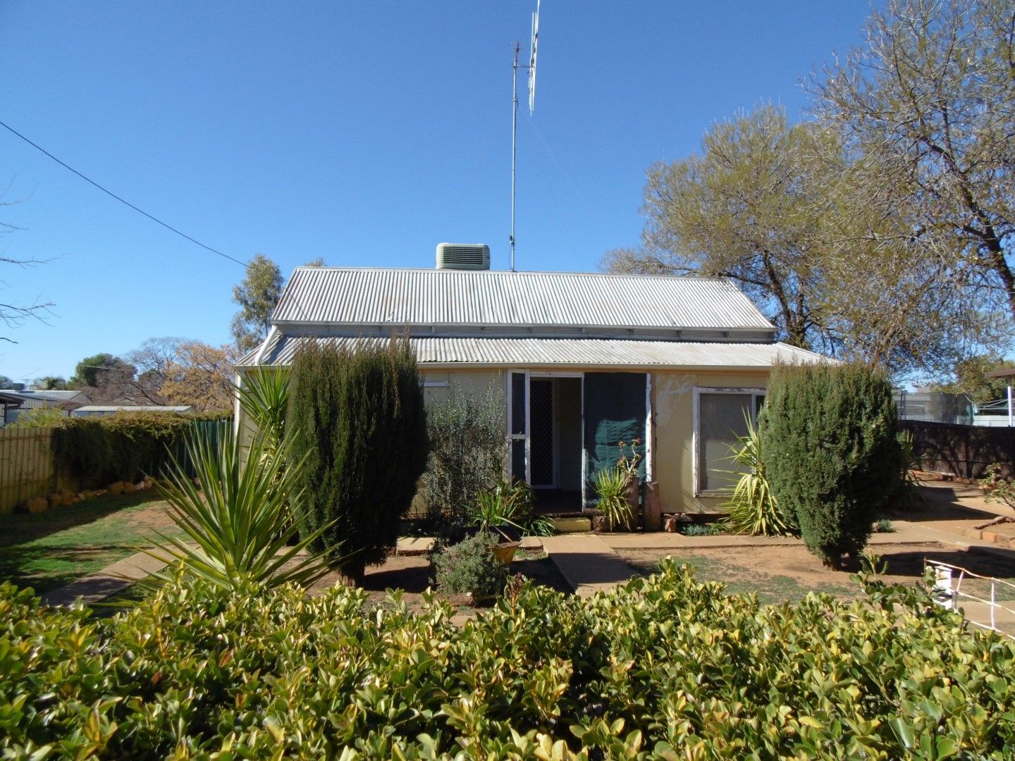 41 Forbes Road