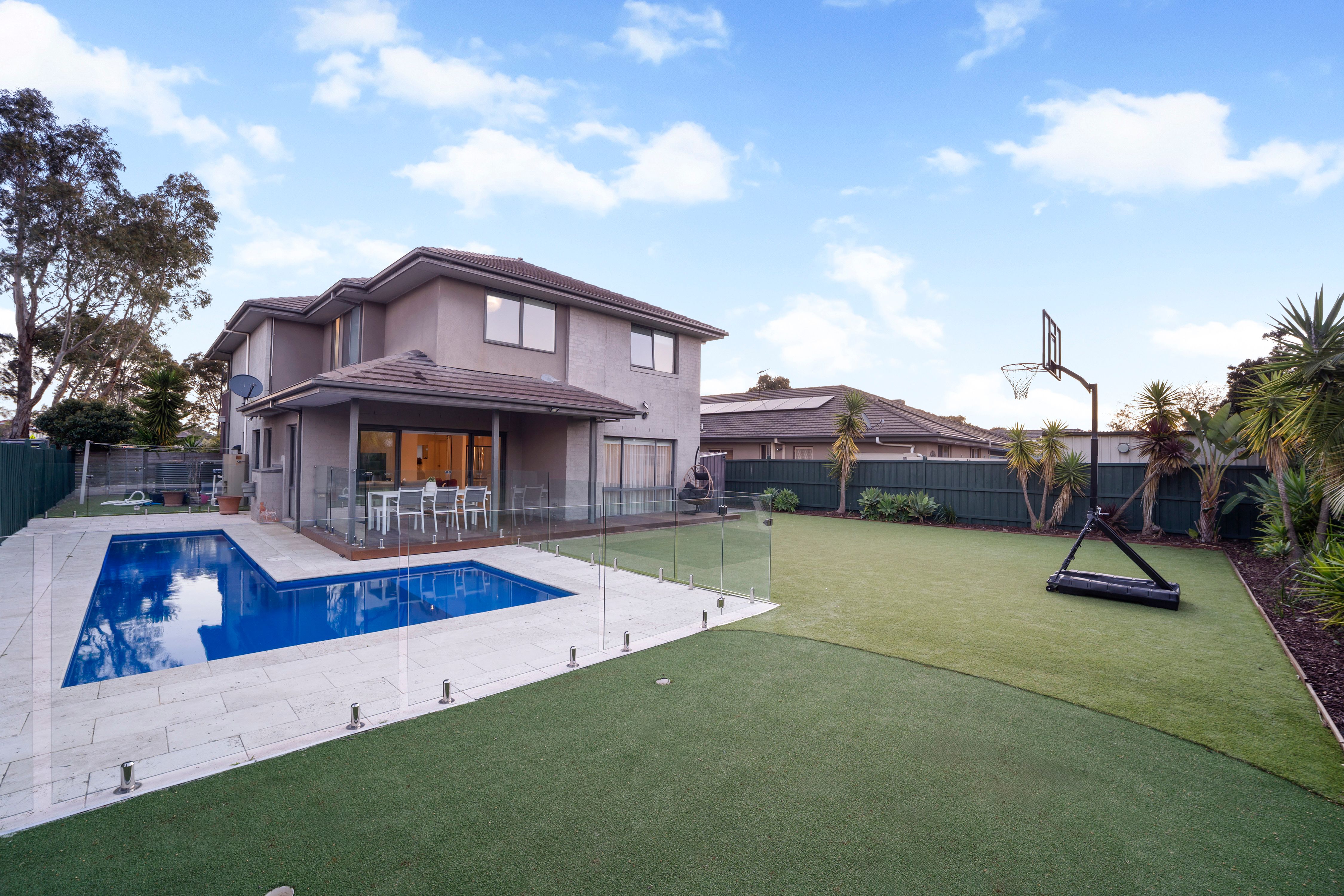 41 Waterside Drive, Waterways, VIC 3195