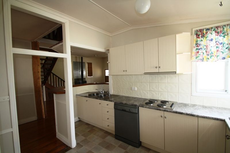 17 Percy Street, Warwick, QLD 4370