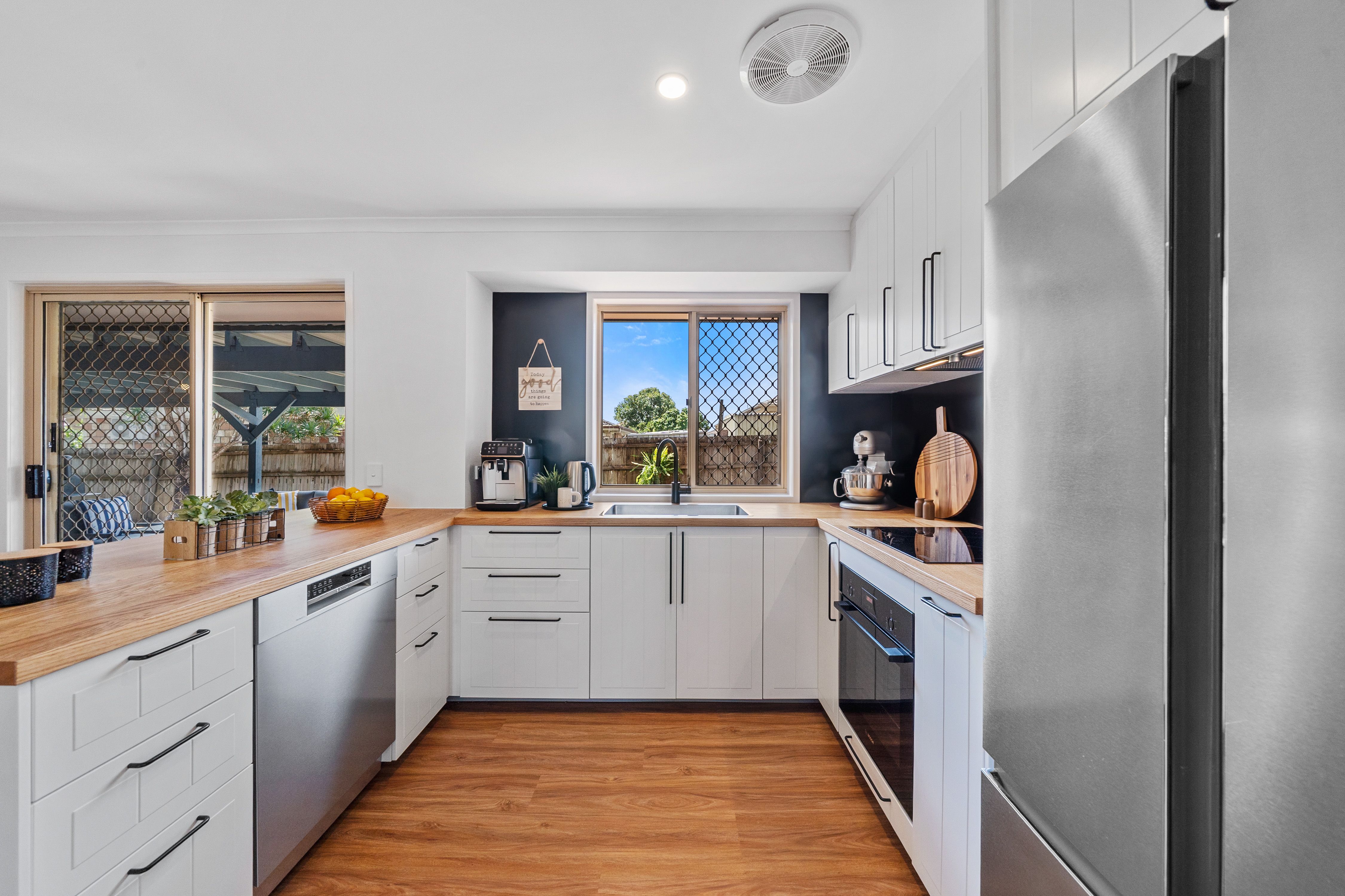 6 Tombildan Court — photo 3 of 18