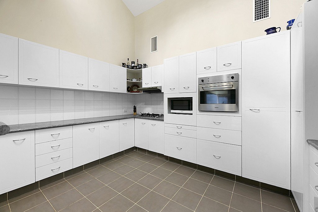 15 Princeville Court, Robina, QLD 4226