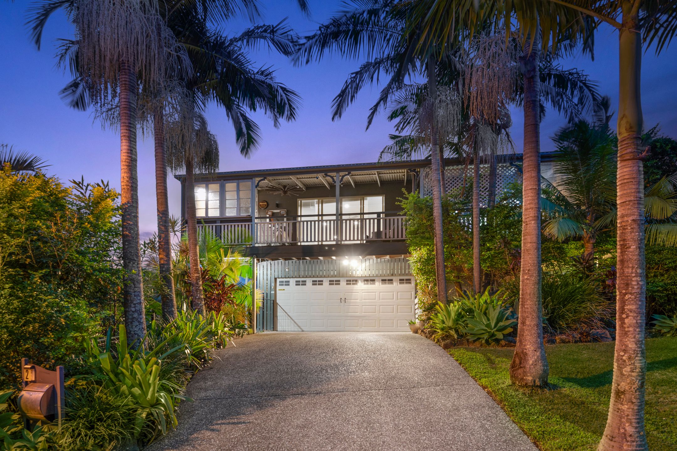 2 Sheffield Circuit, Pacific Pines, QLD 4211