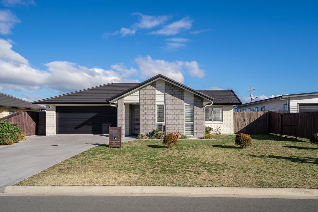 27 Ponga Place, Papamoa, Tauranga City