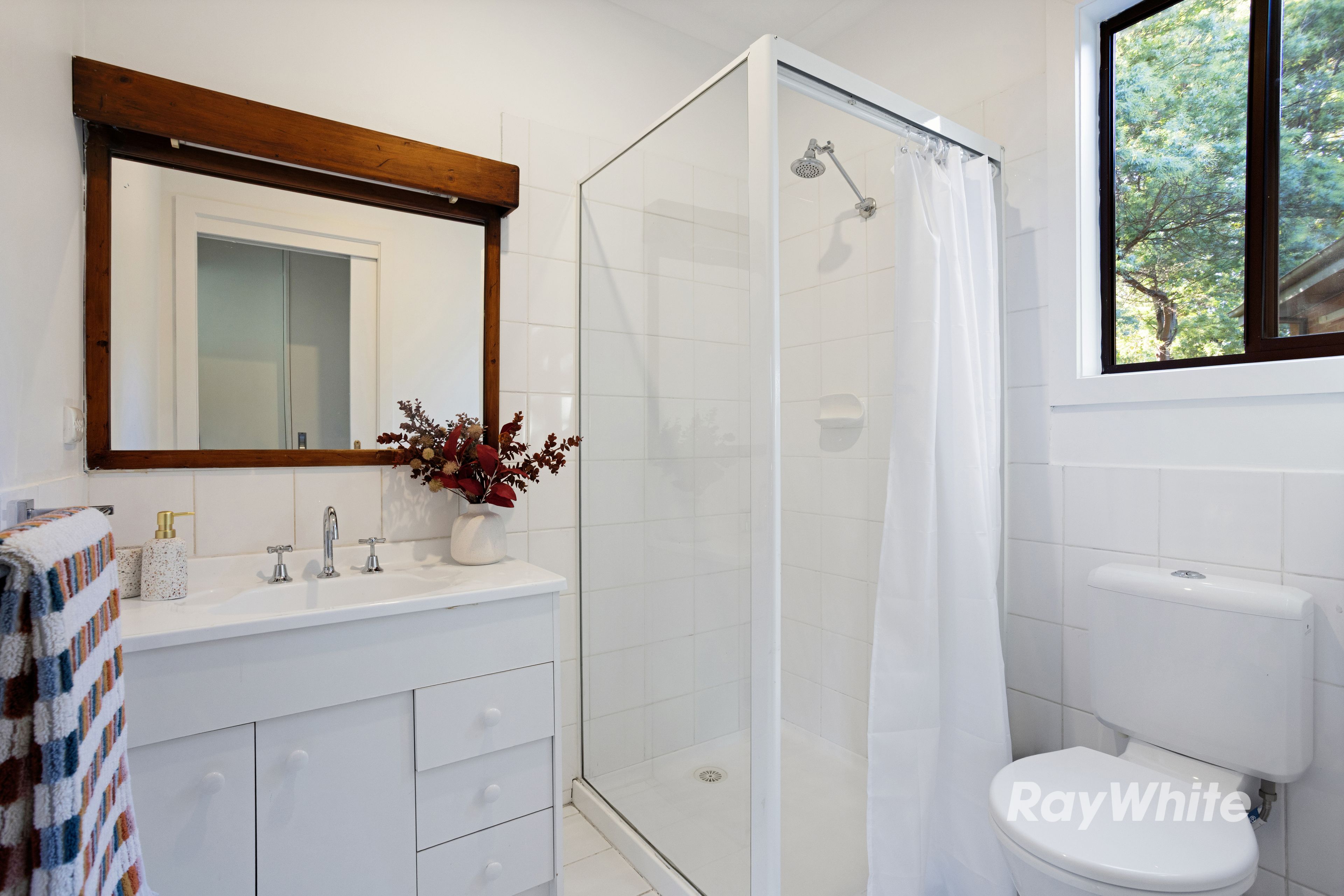 6 Royal Terrace — photo 14 of 22