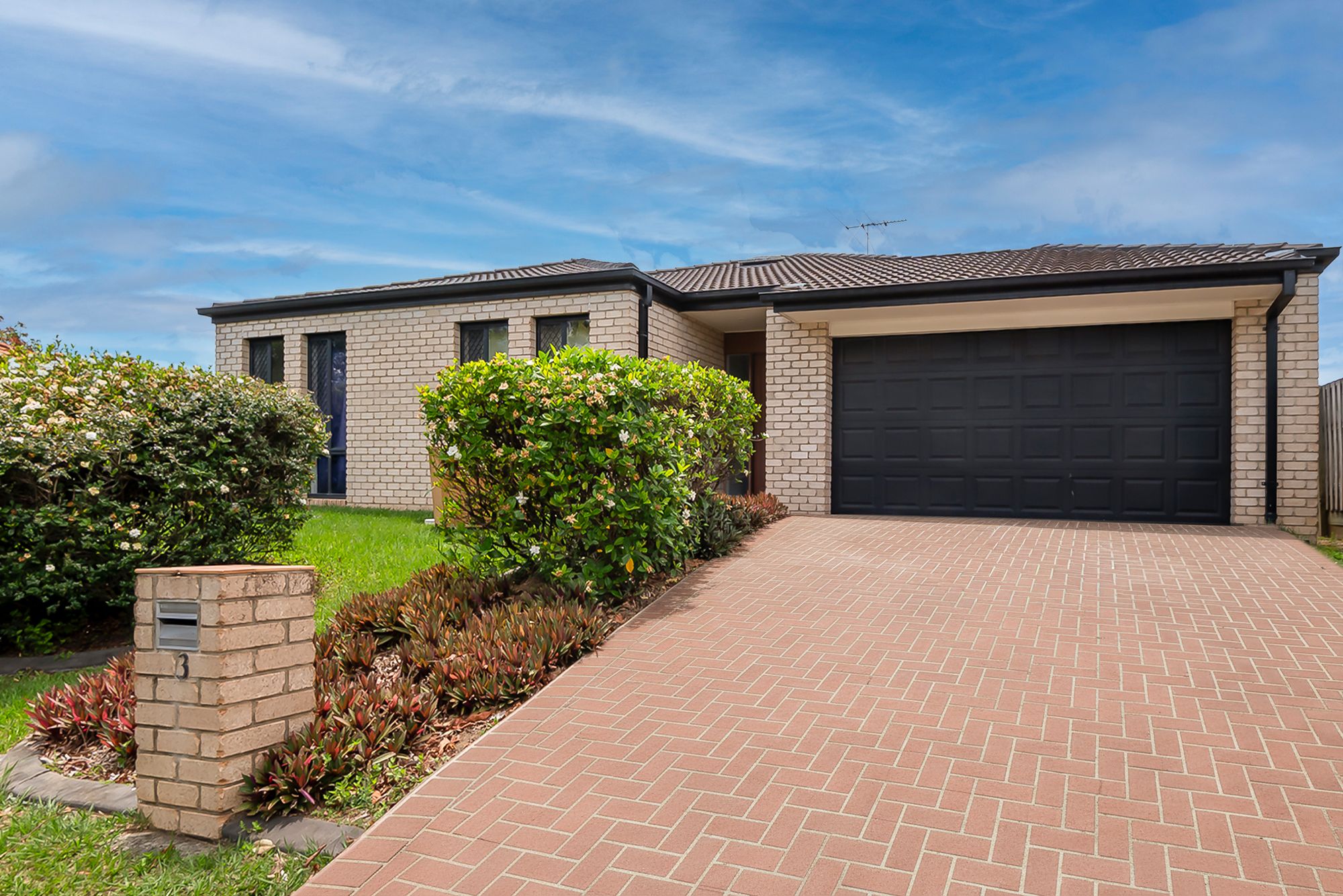 3 Marilyn Place, Morayfield, QLD 4506