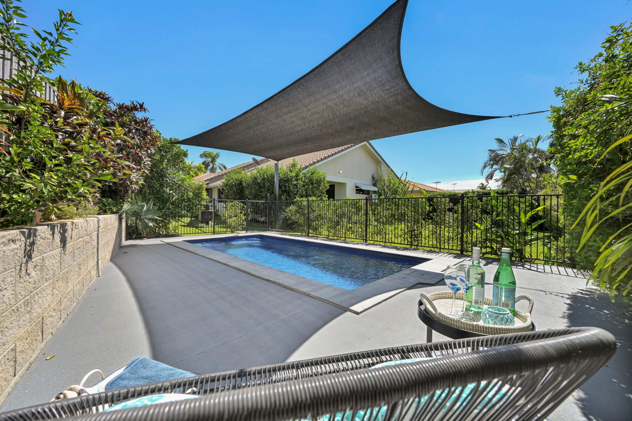 15 Donostia Crescent, Bushland Beach, QLD 4818