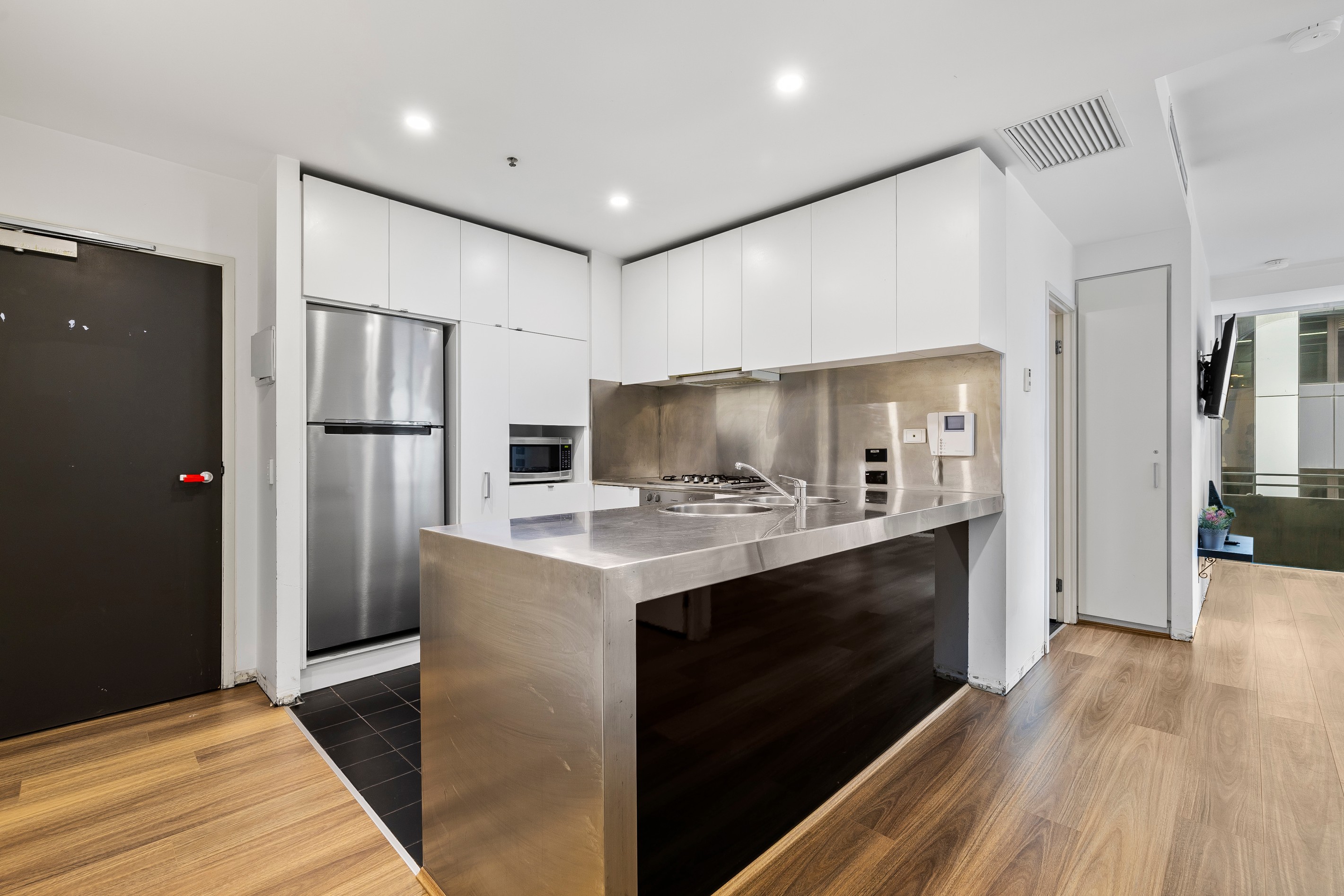 1707/620 Collins Street, Melbourne, VIC 3000