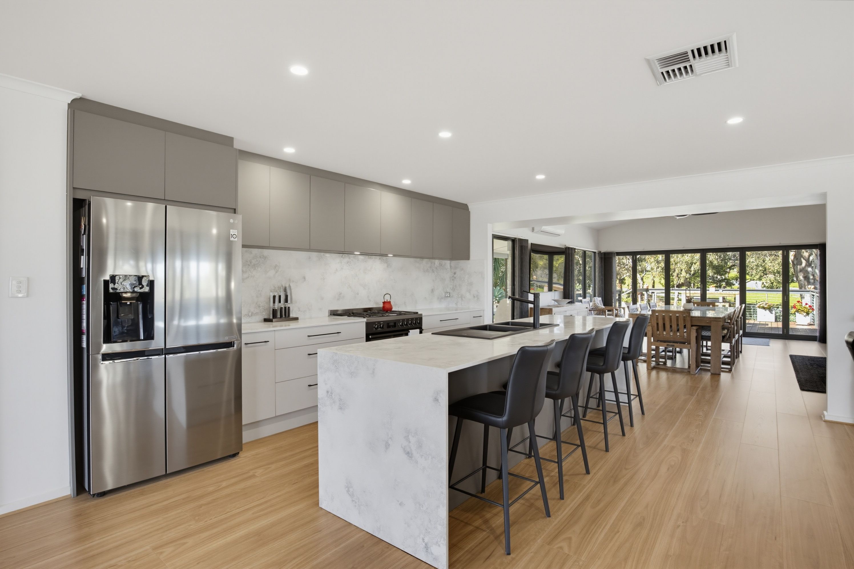 5 Mitchell Heights — photo 9 of 30