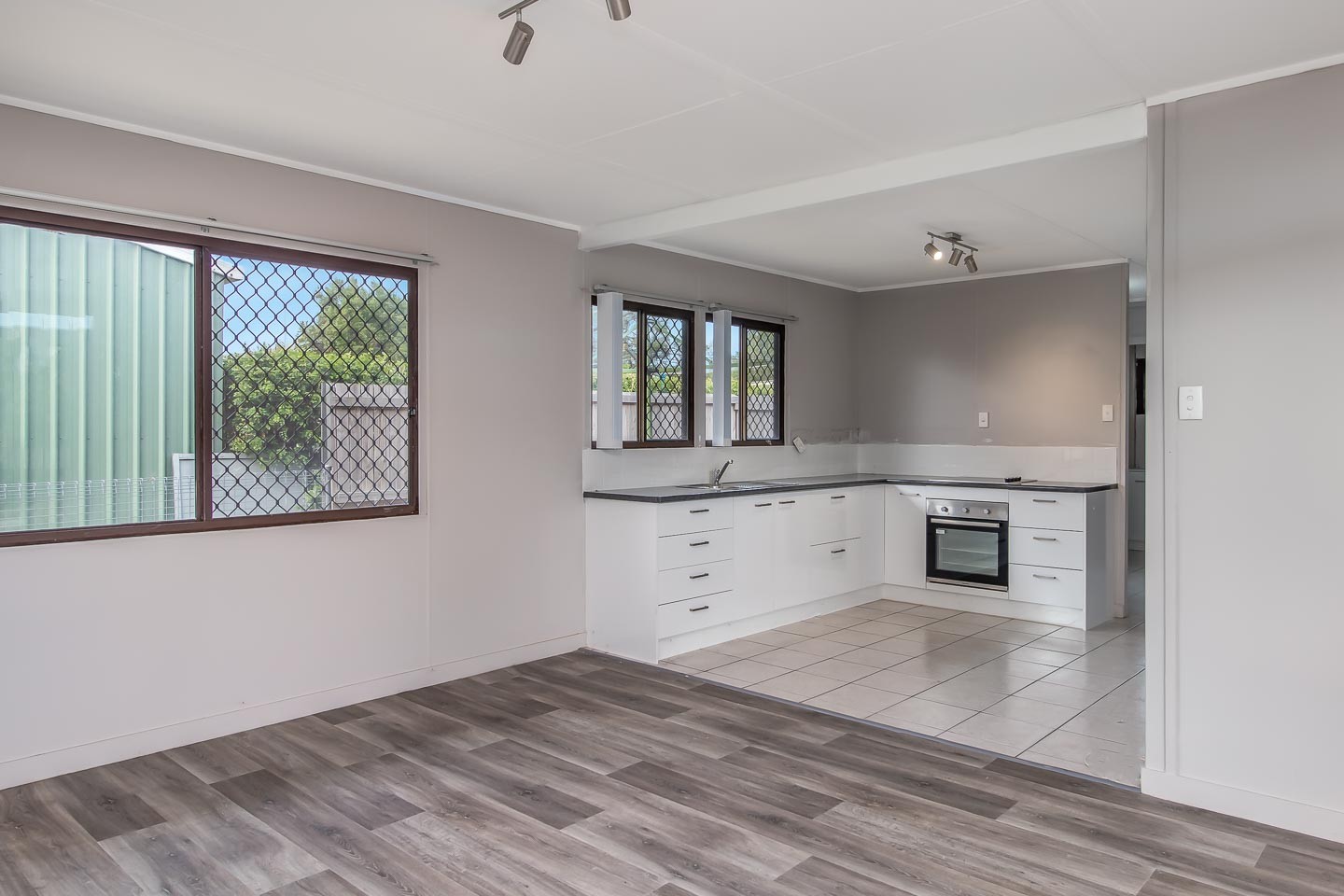 12 A Edward Street, Urangan, QLD 4655