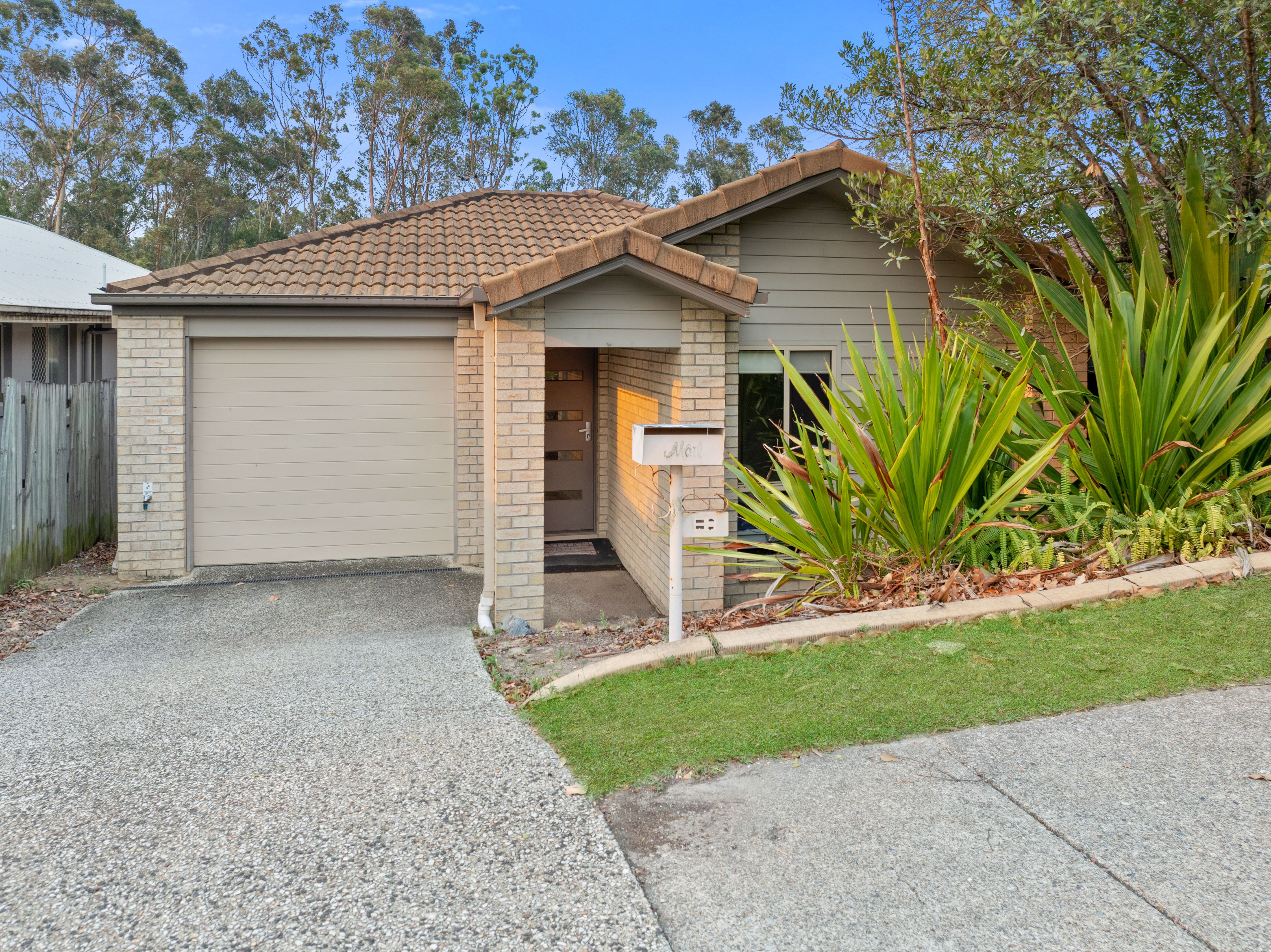 19 Conway Street , Waterford QLD 4133