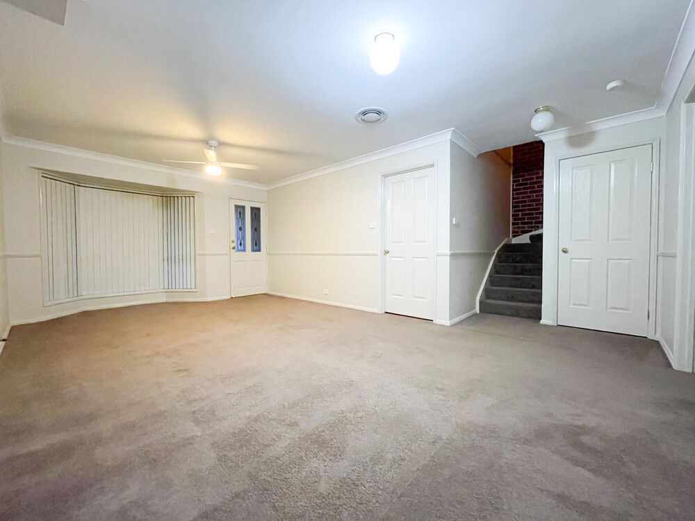4/103 The Lakes Drive, Glenmore Park, NSW 2745