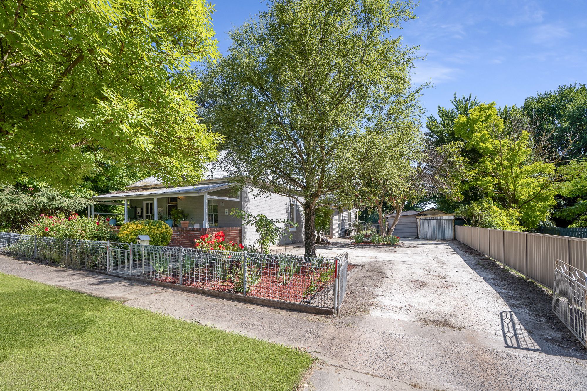 19 Ogilvy Street, Blayney, NSW 2799