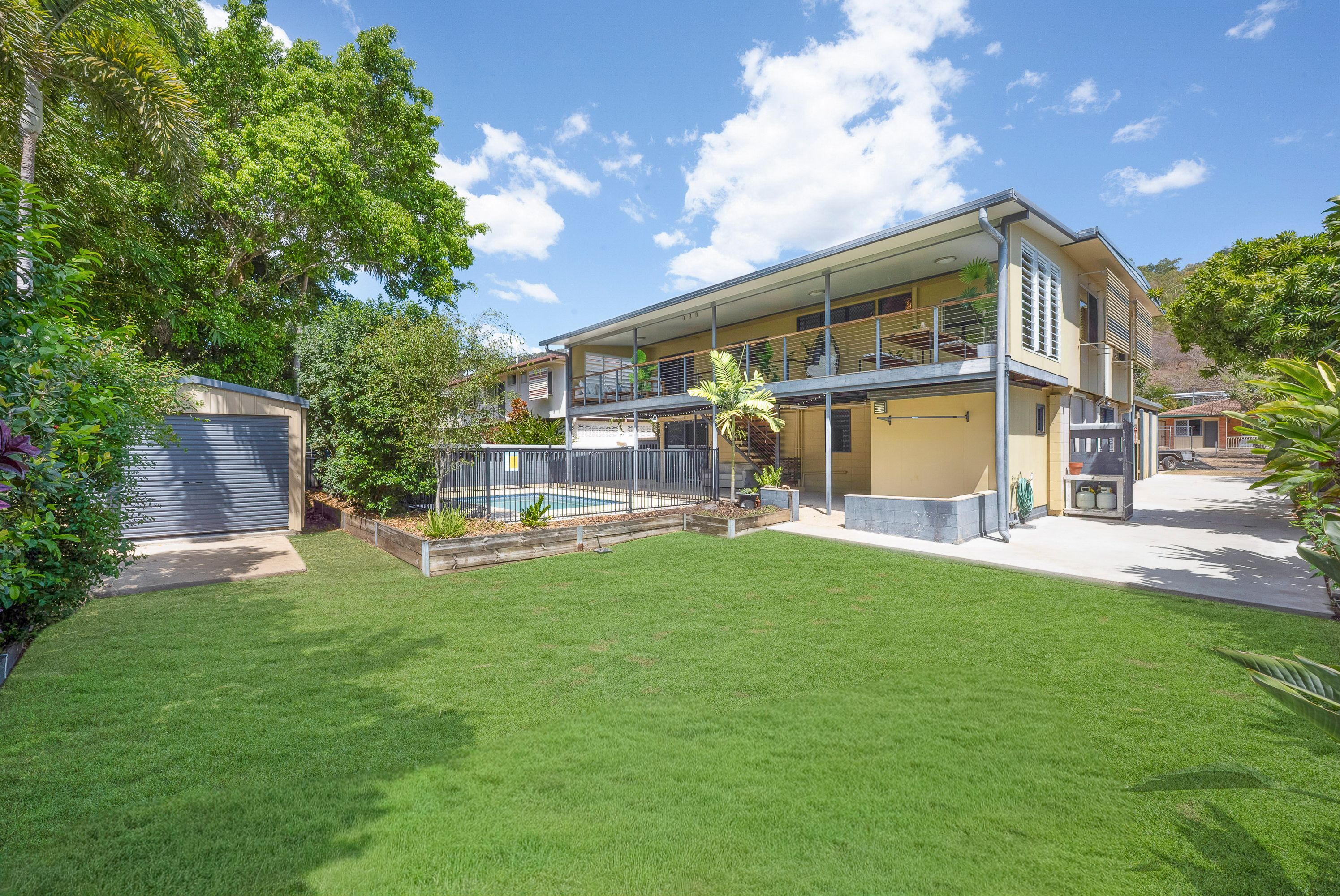 18 Glenlyon Drive — photo 25 of 25