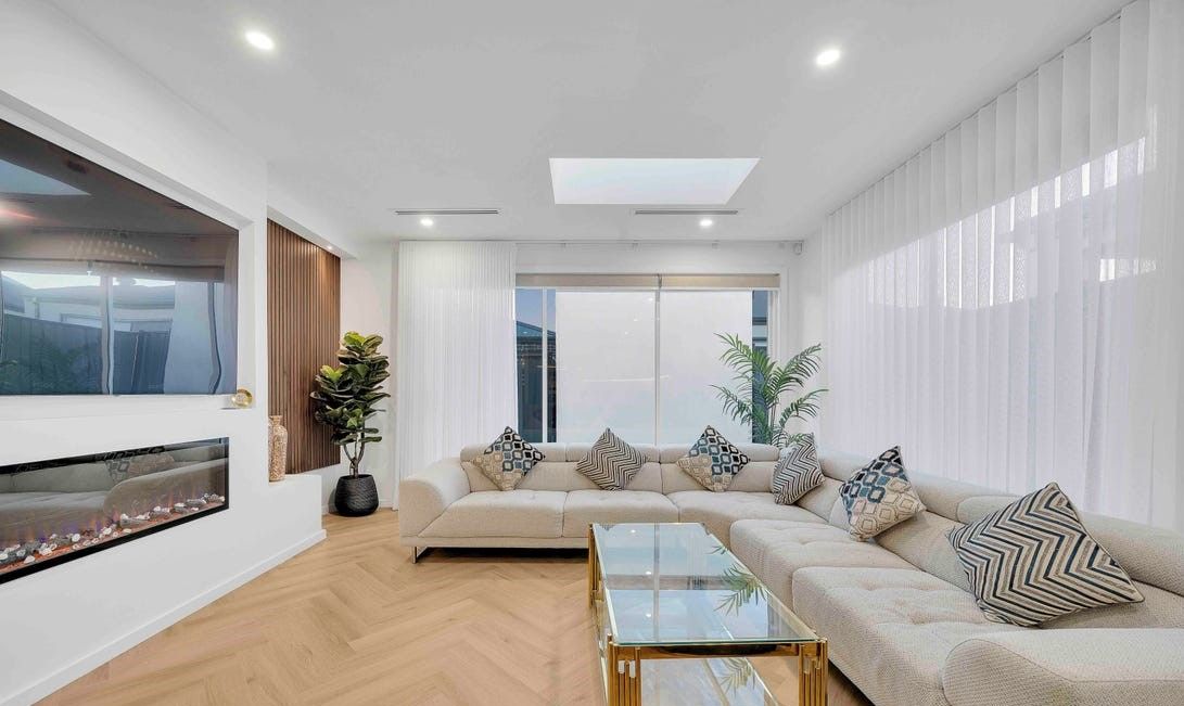 111 Daybreak Vista — photo 15 of 25