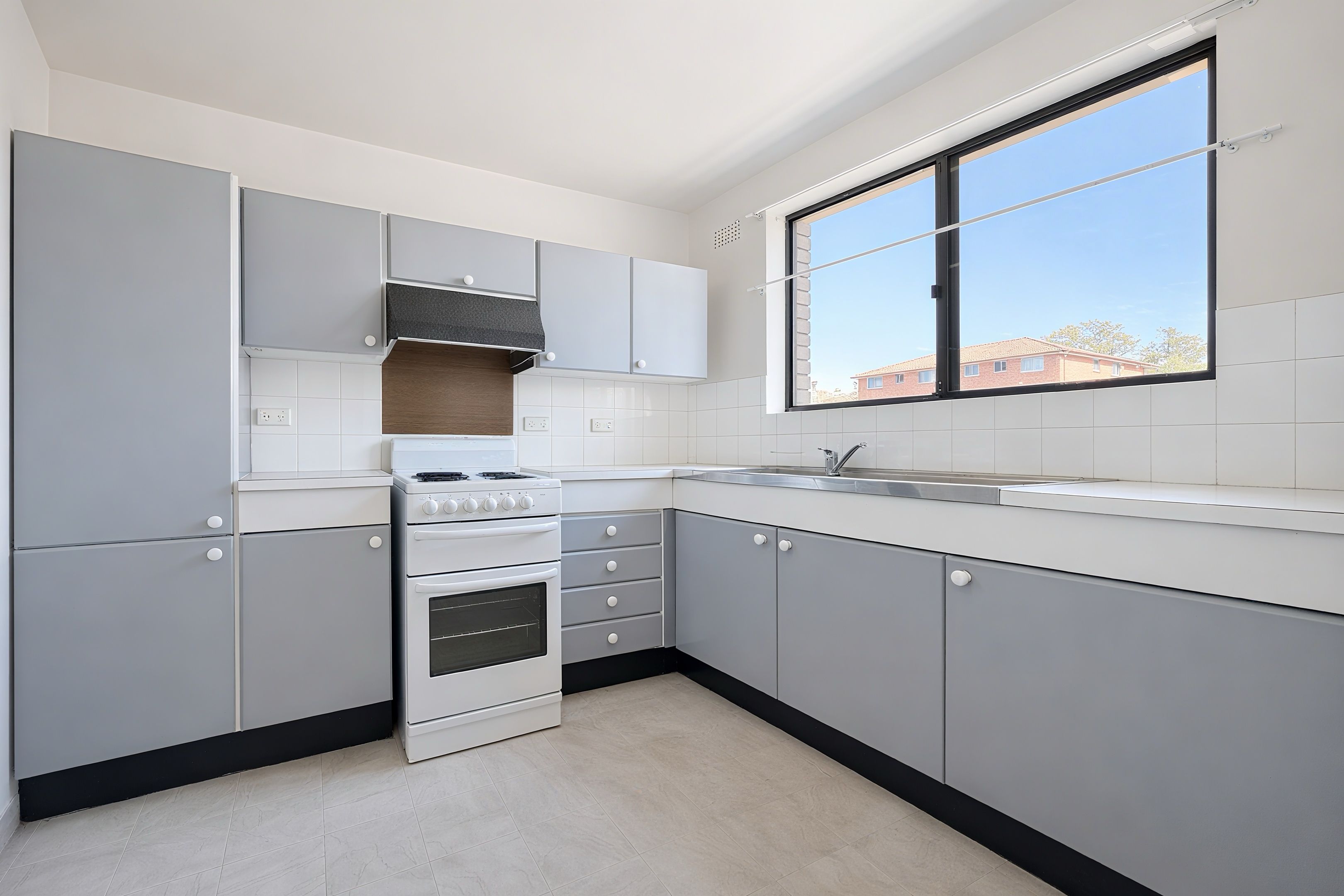 3/34 REMEMBRANCE Avenue, Warwick Farm, NSW 2170