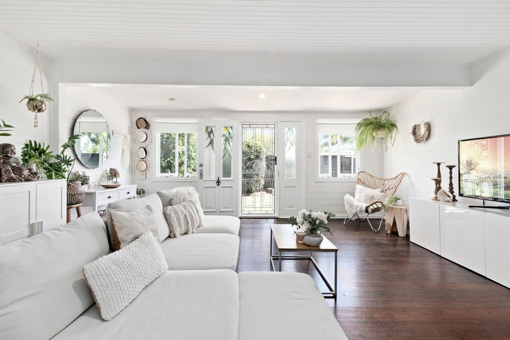 30 Twelfth Avenue, Palm Beach, QLD 4221