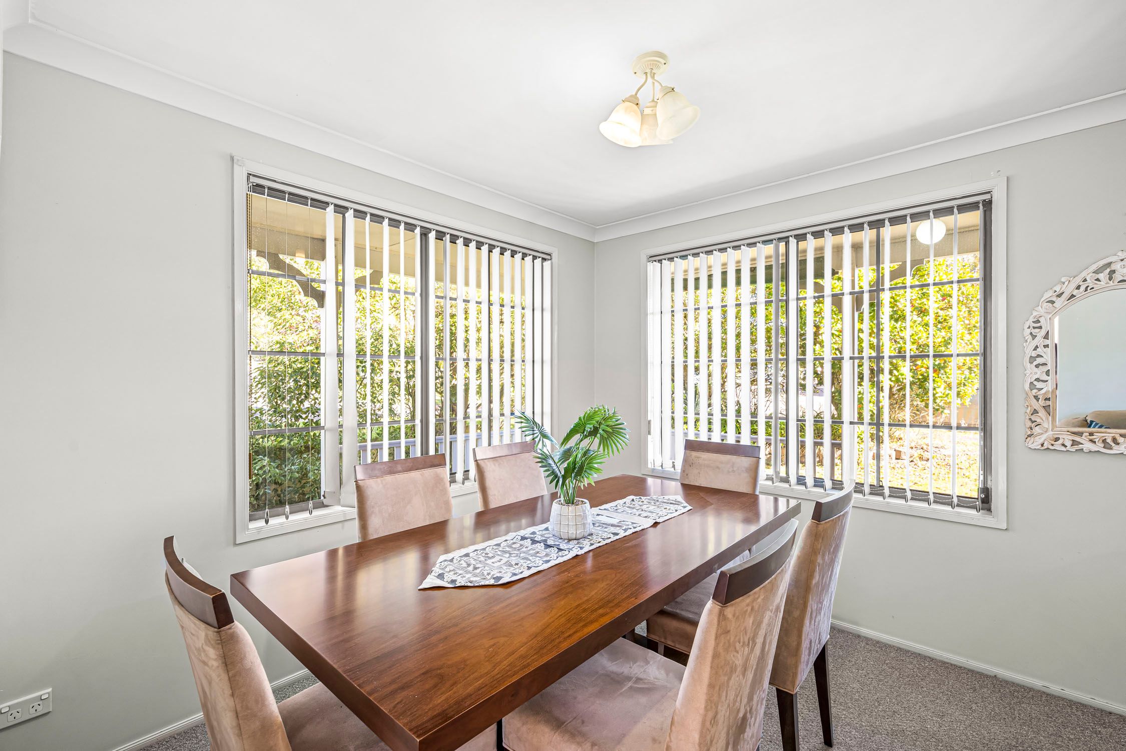 18 Nelmes Close — photo 4 of 13