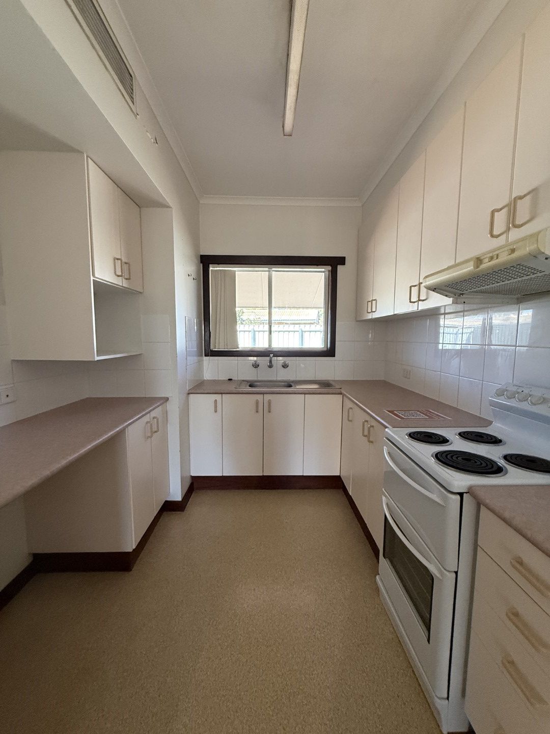34 Gawthorne Drive — photo 5 of 28