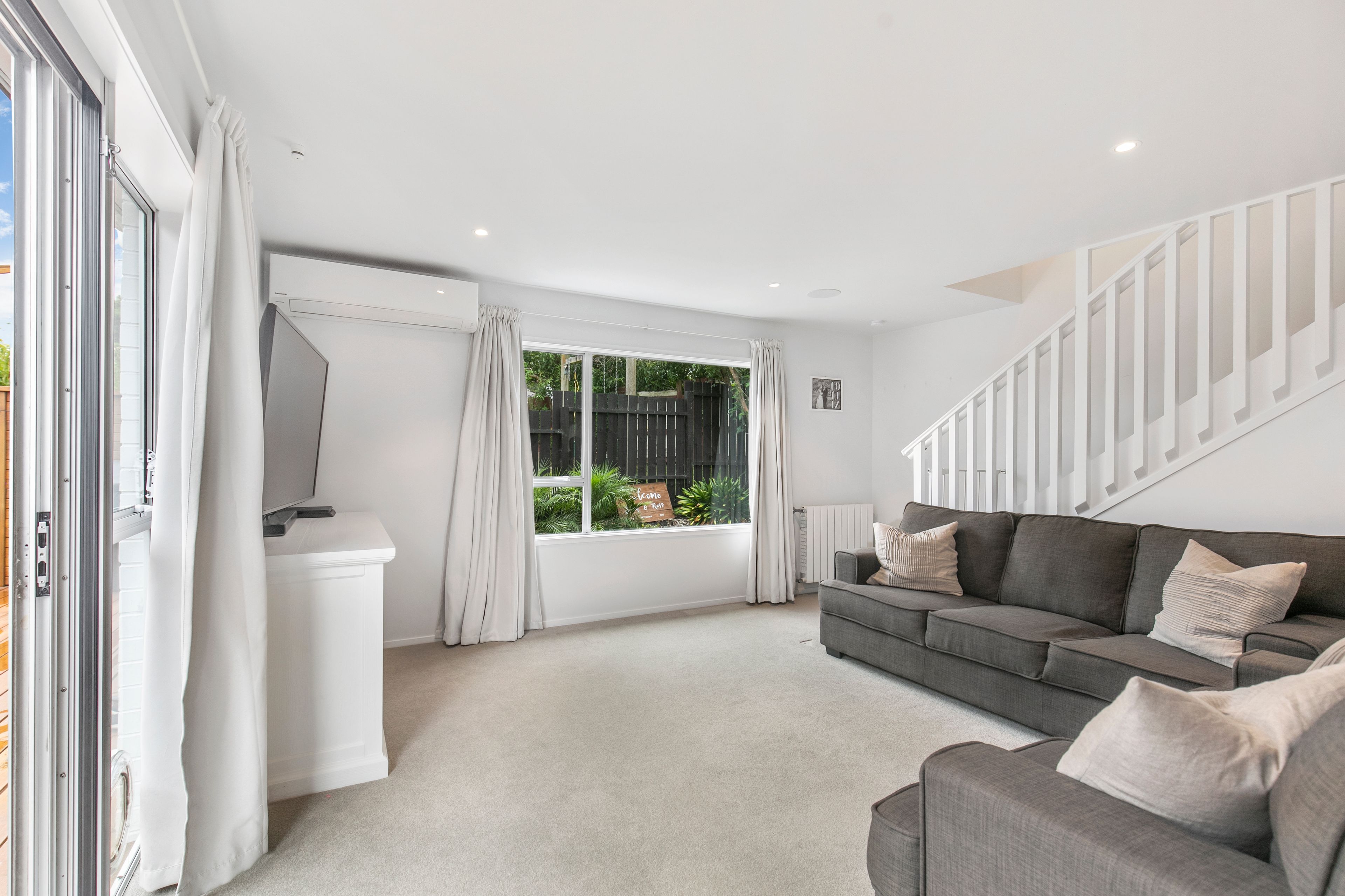 2/25 Tree View Avenue, Glenfield, North Shore City