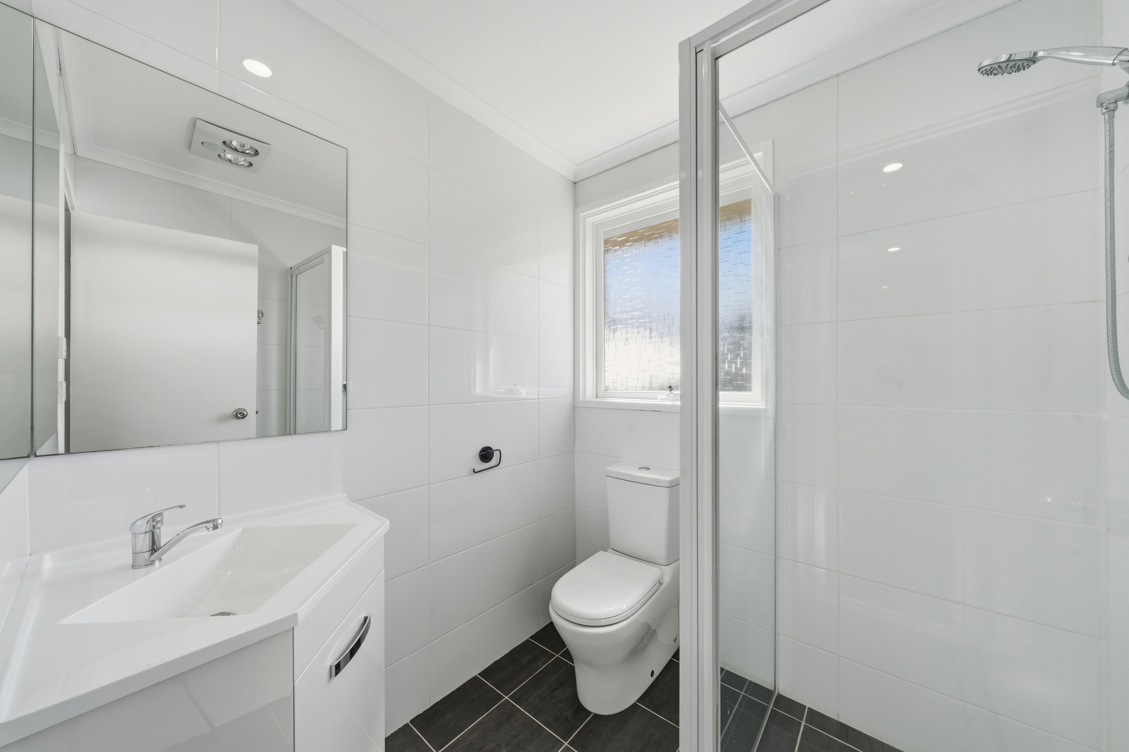 35 Massey Street — photo 10 of 13