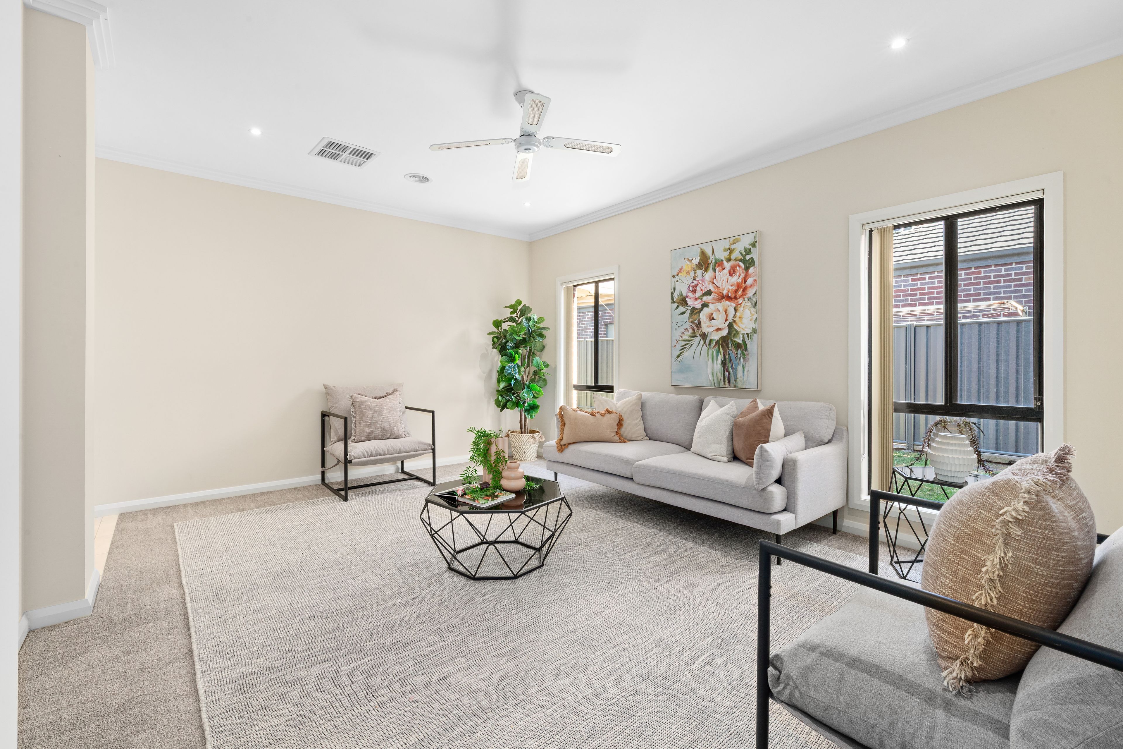 11 Grampians Drive, South Morang, VIC 3752