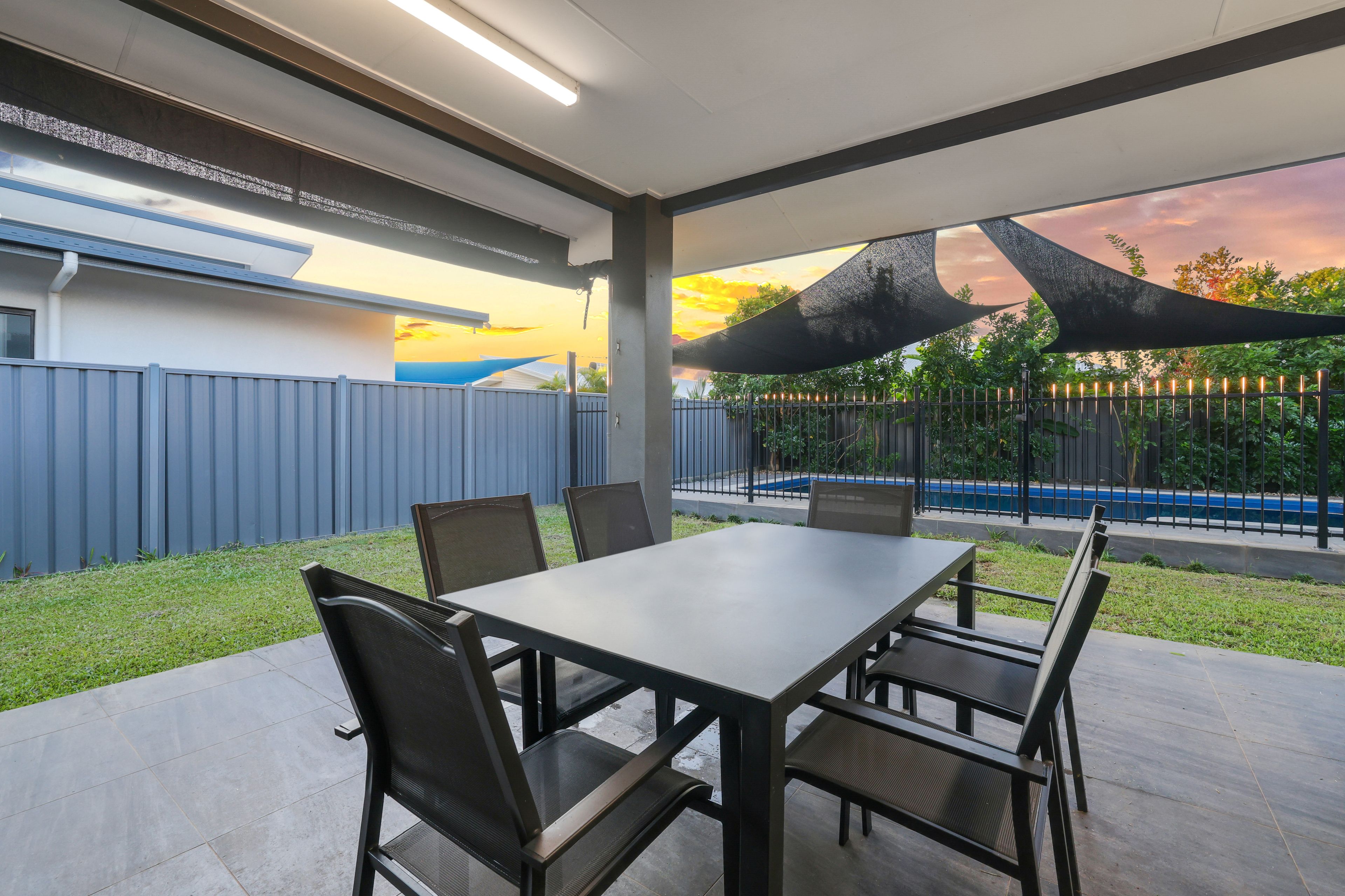 17 Letts Crescent — photo 18 of 19