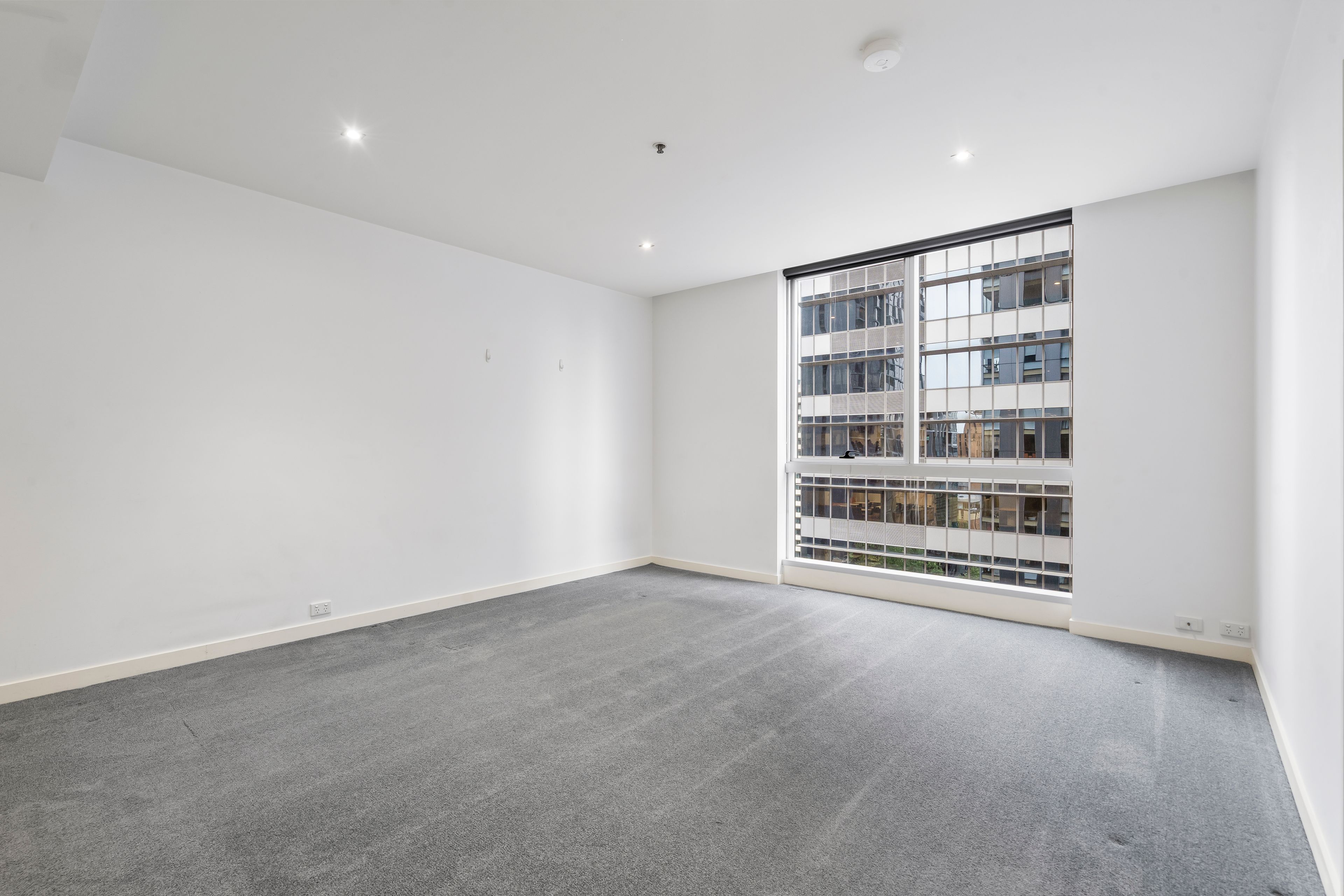 1610/22-24 Jane Bell Lane — photo 9 of 13