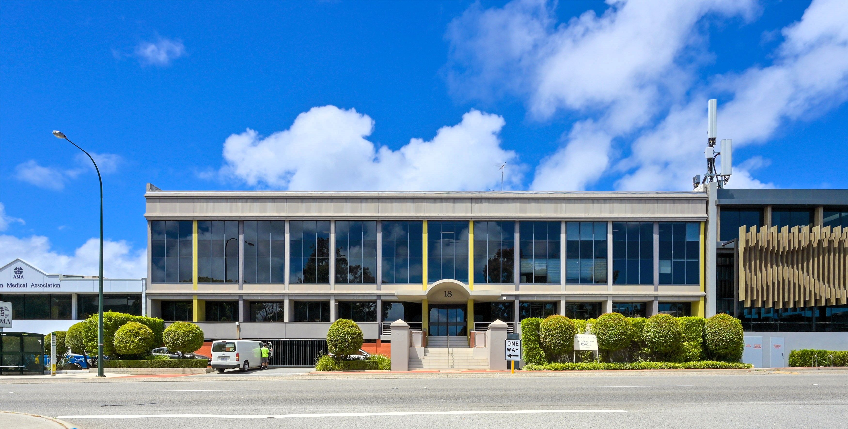 17/18 Stirling Highway, NEDLANDS, WA 6009