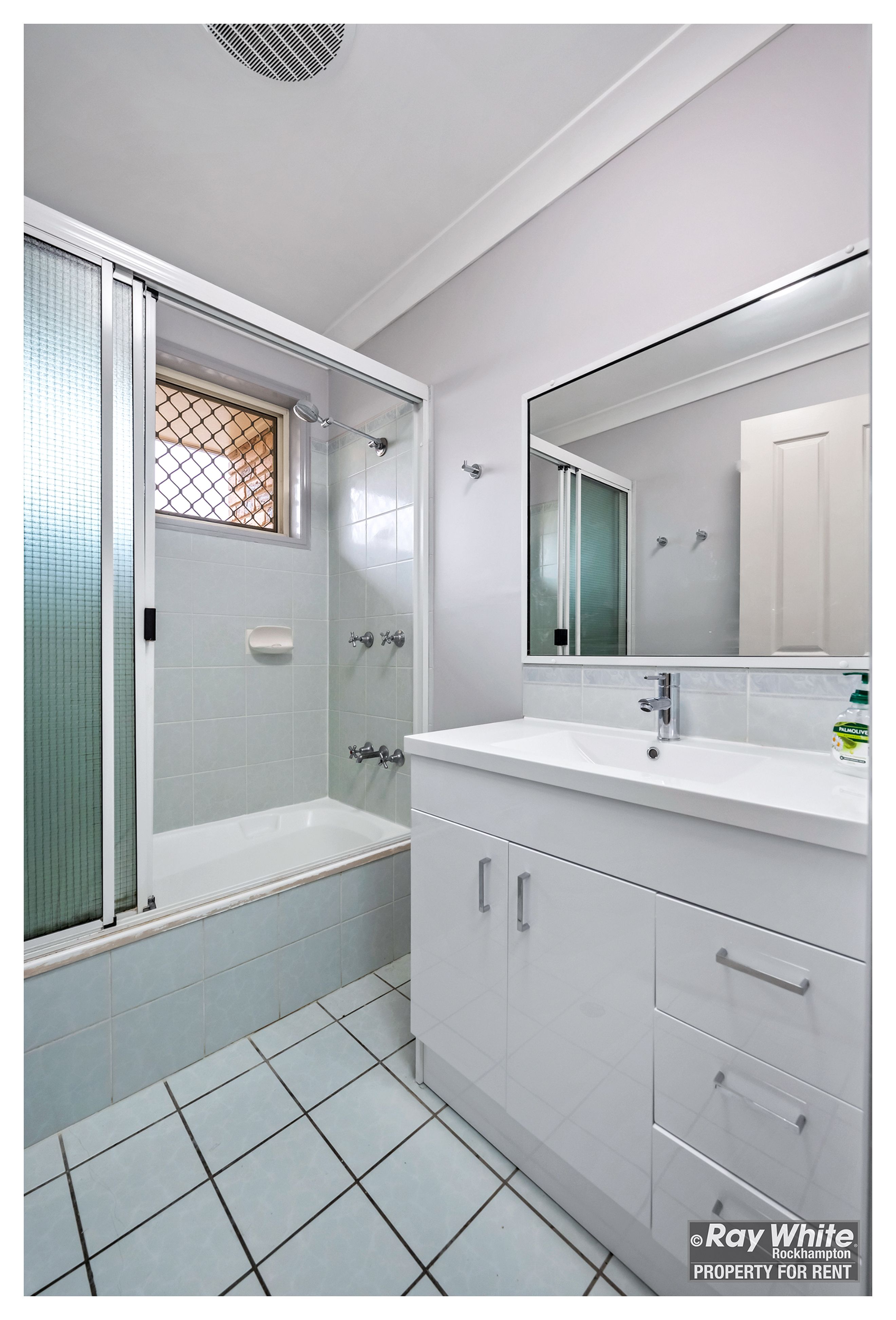 2/4 Orana Place — photo 17 of 17
