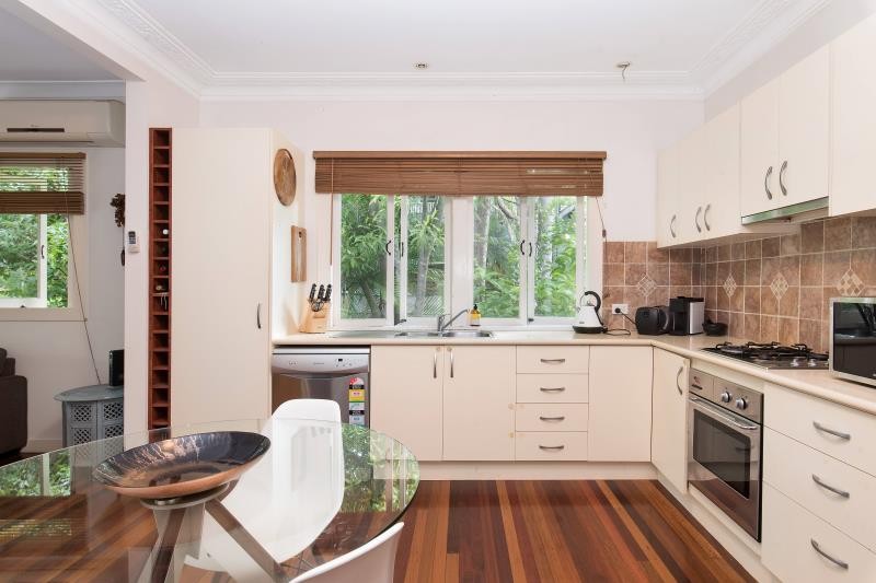 9 Stewart Street, Paddington, QLD 4064