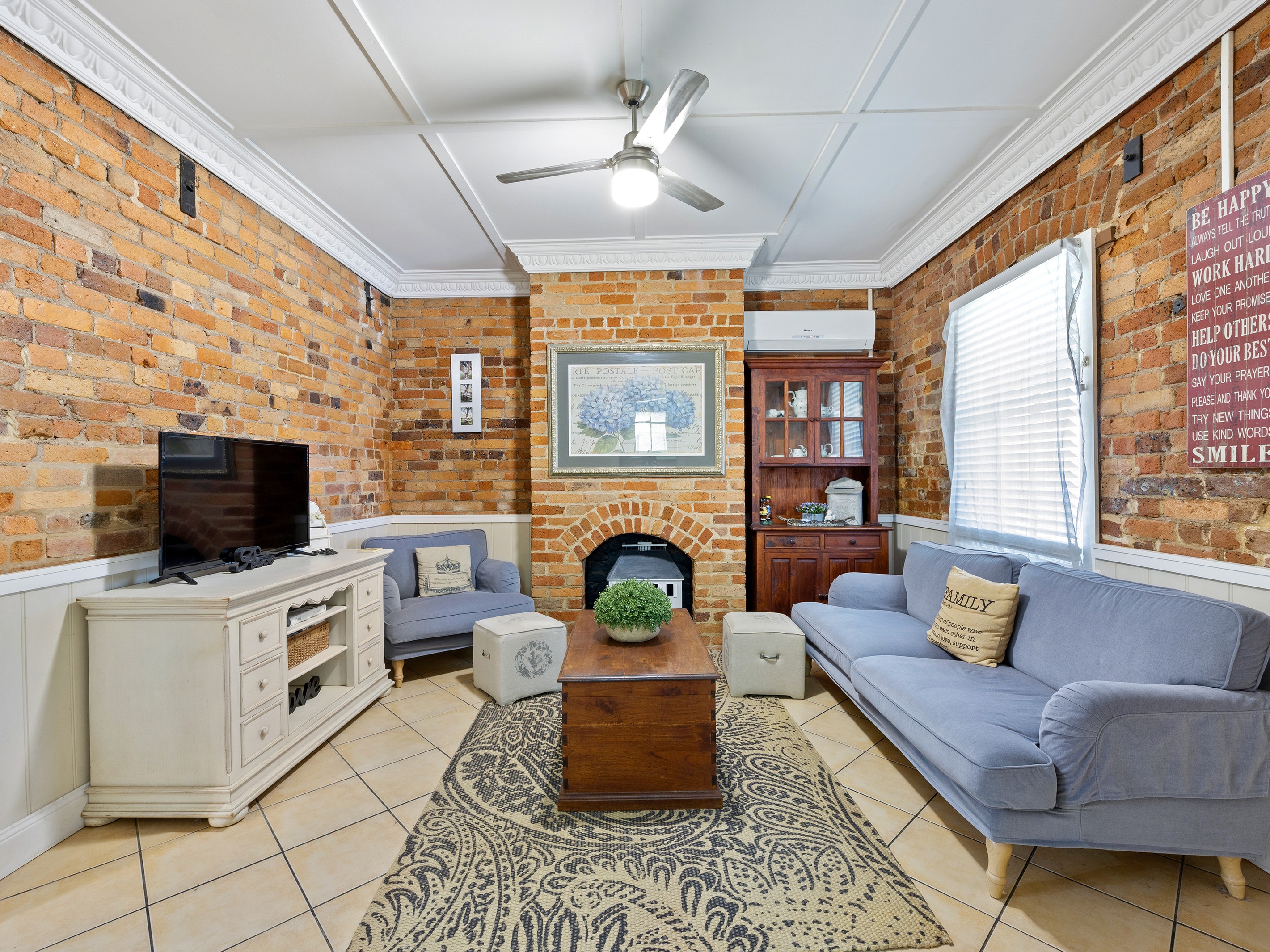71 Darling Street East, Sadliers Crossing, QLD 4305