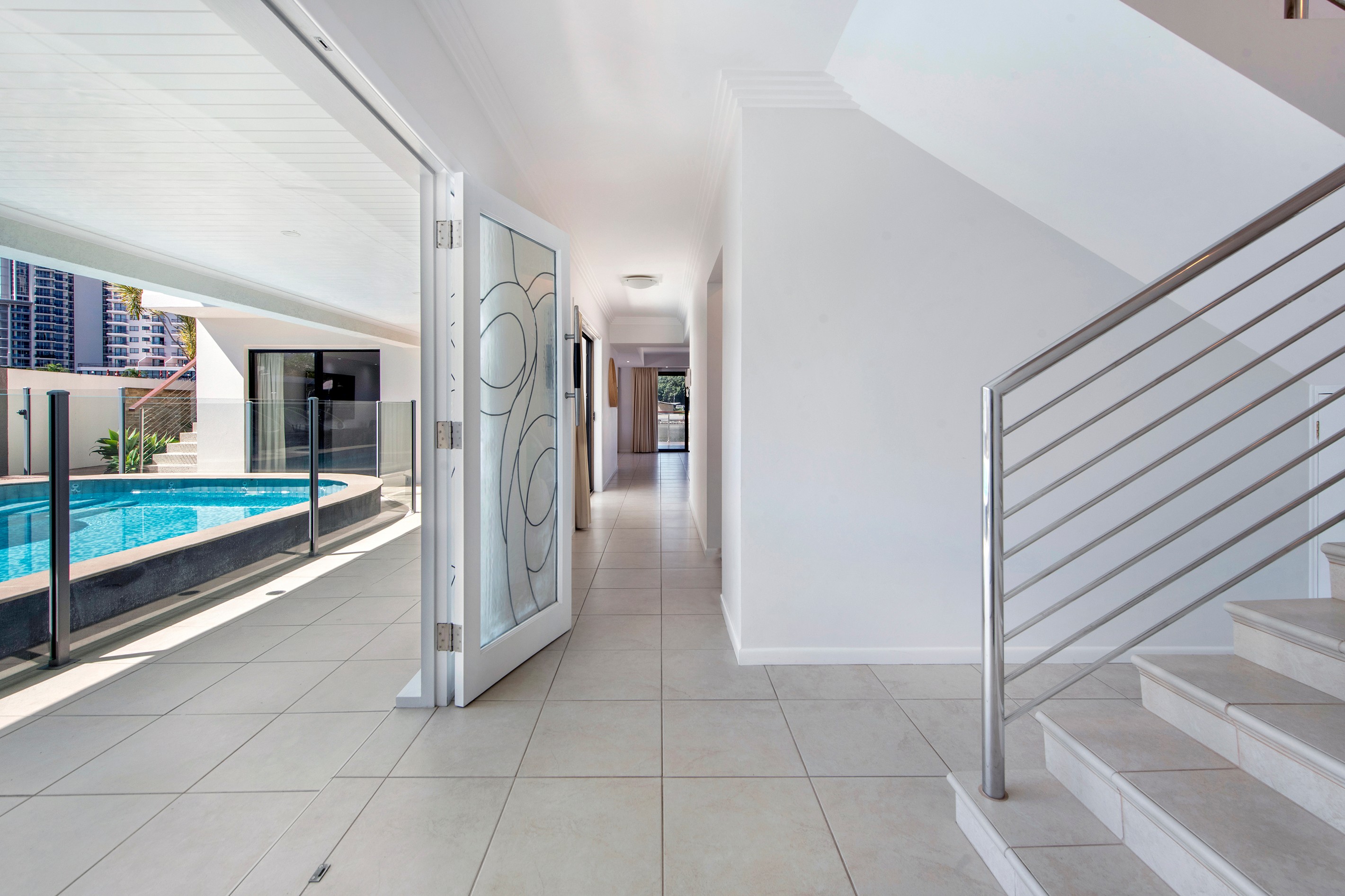 21 Tarcoola Crescent, Surfers Paradise, QLD 4217