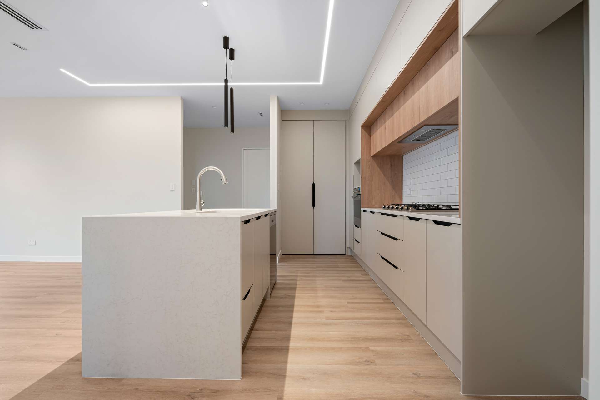 7 Henl Lane photo 6