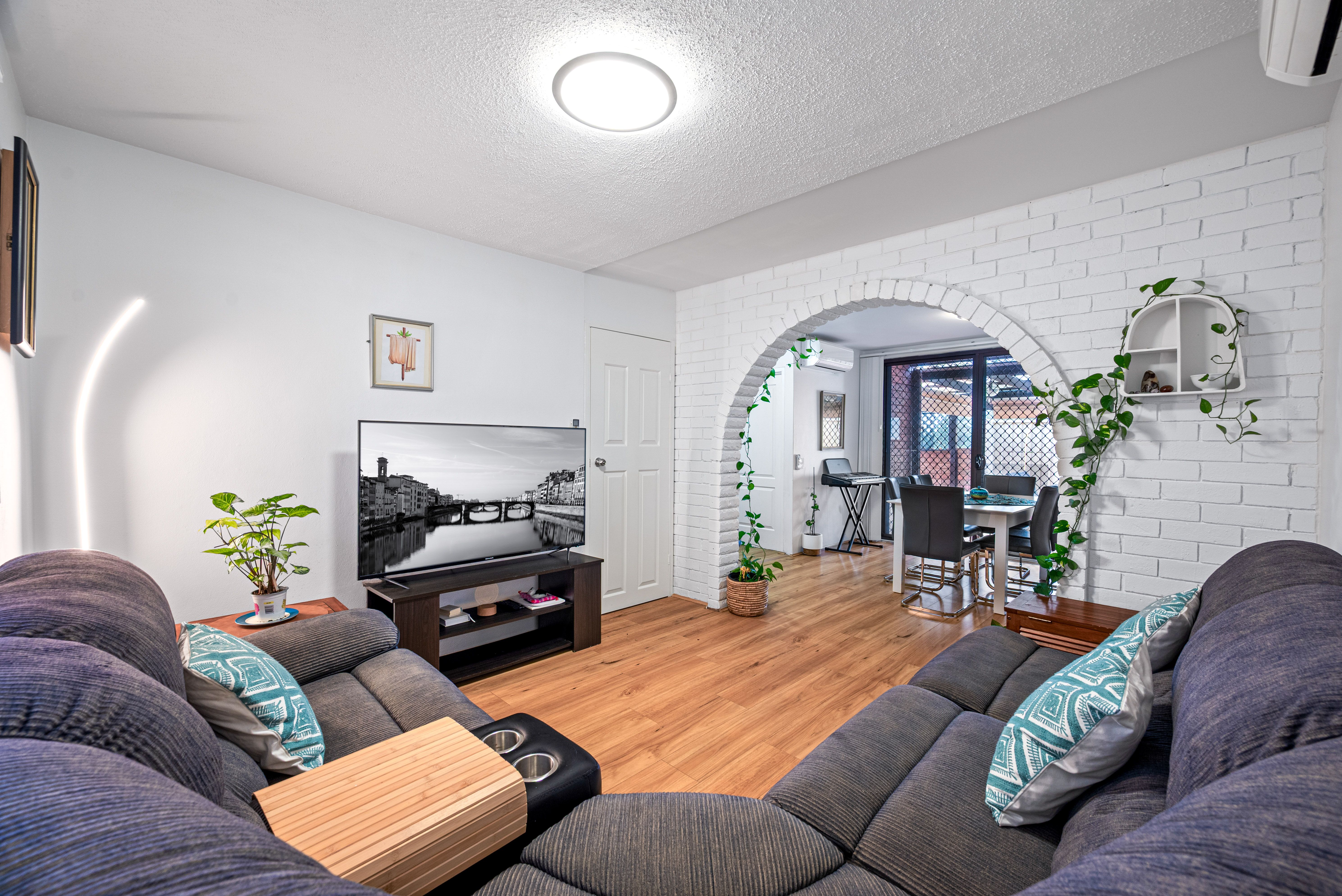 1/56 Woodhouse Drive, Ambarvale, NSW 2560