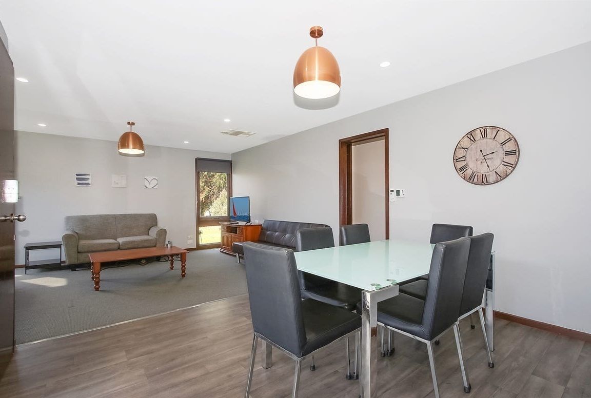 5 Kiama Street — photo 6 of 8