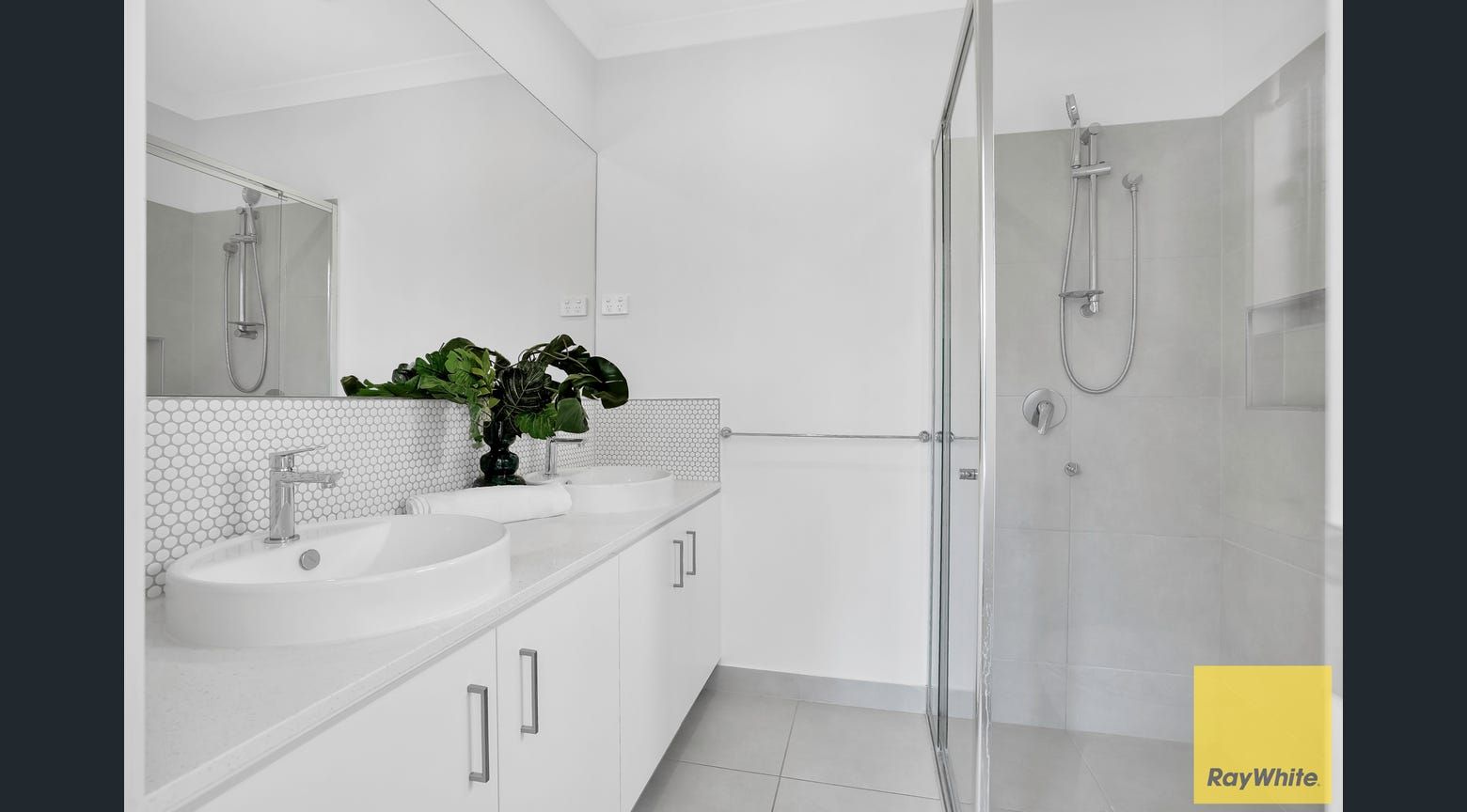 8 Tait Street — photo 9 of 17