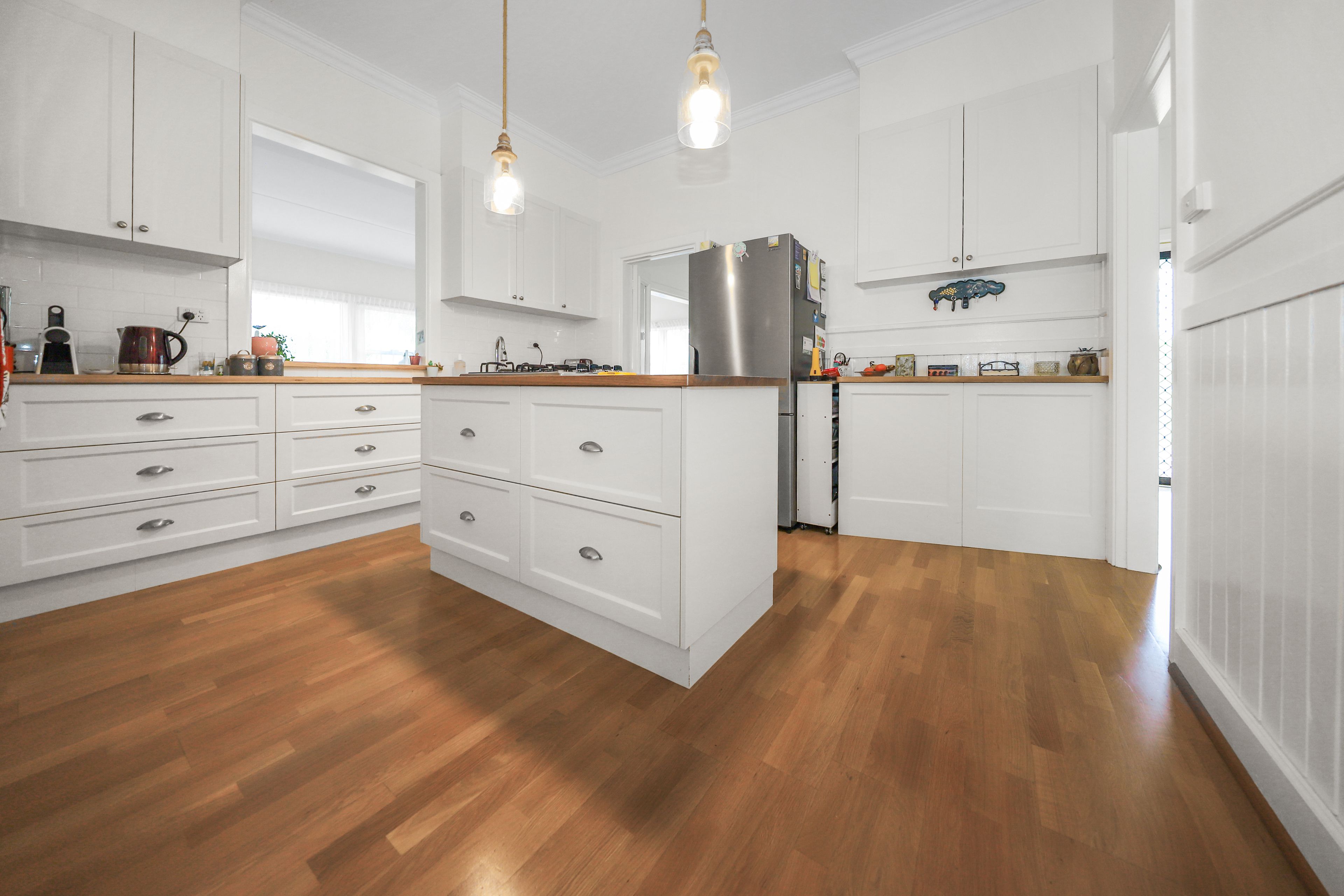 210 Wynyard Street — photo 9 of 26