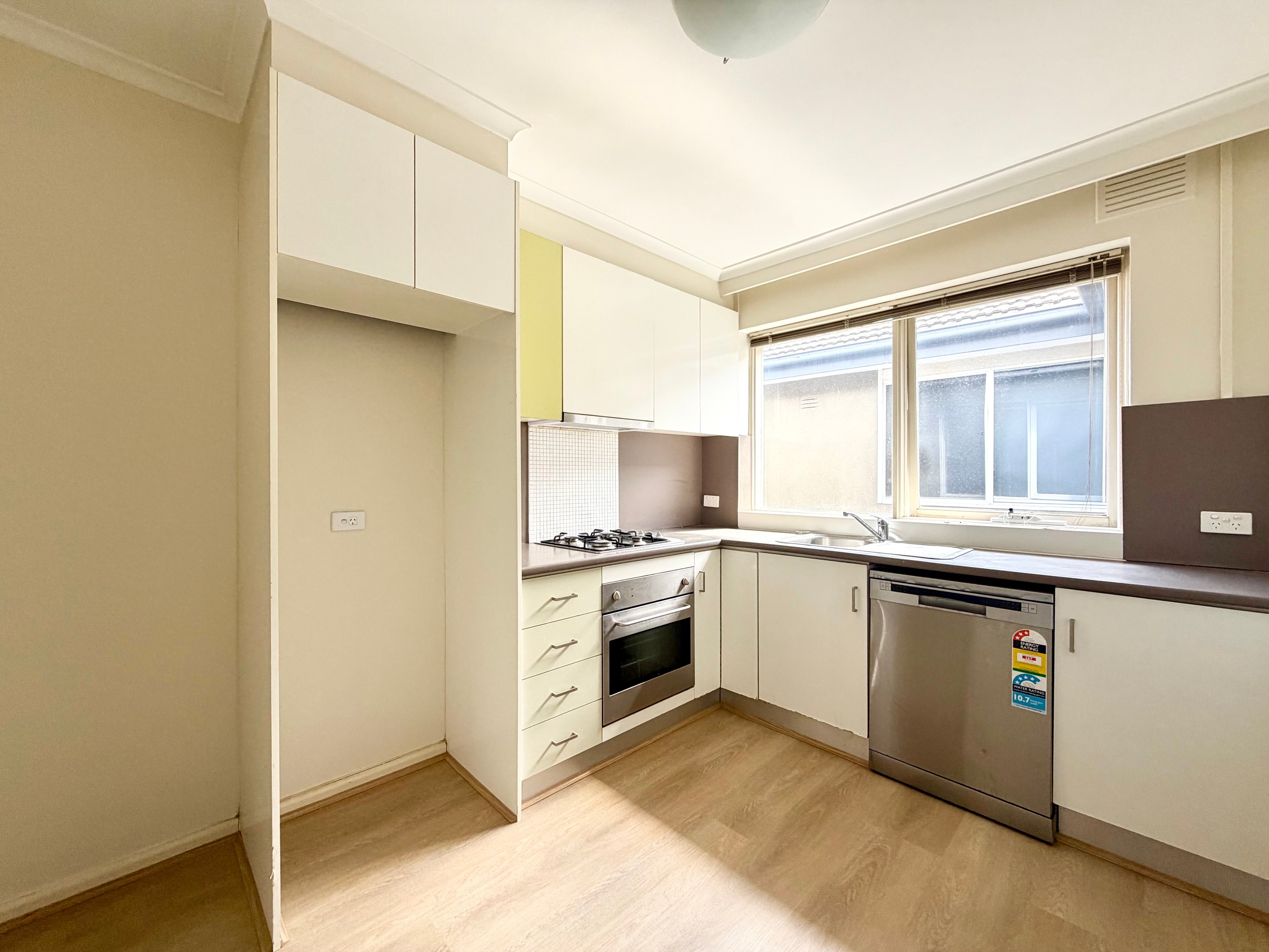 4/27 Ross Street, Huntingdale, VIC 3166