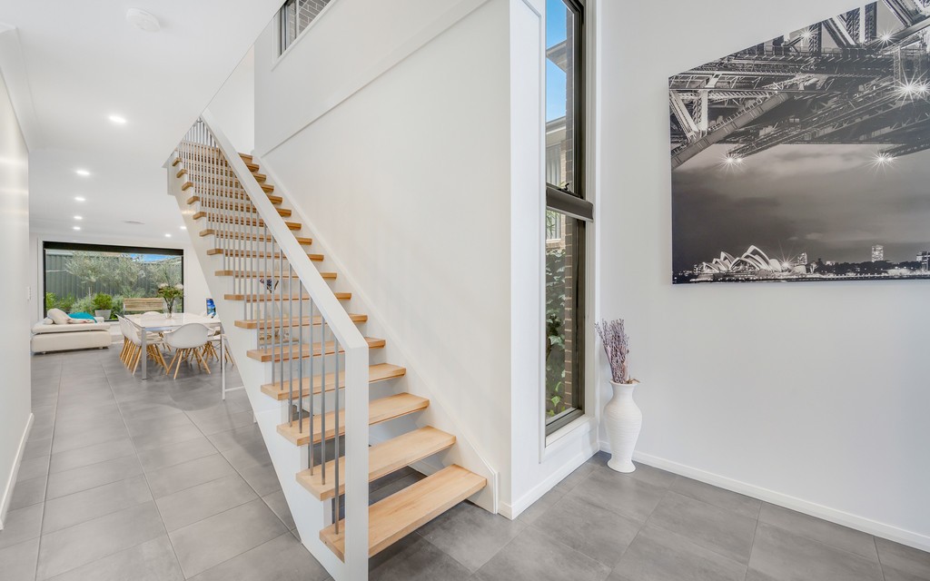 22 Leeuwin Road, Gregory Hills, NSW 2557