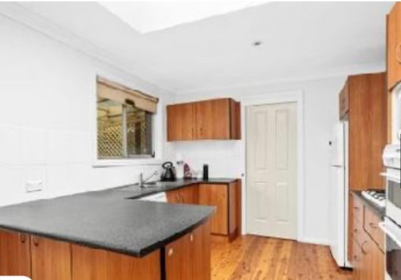 35 Blackbutt Way, Barrack Heights, NSW 2528