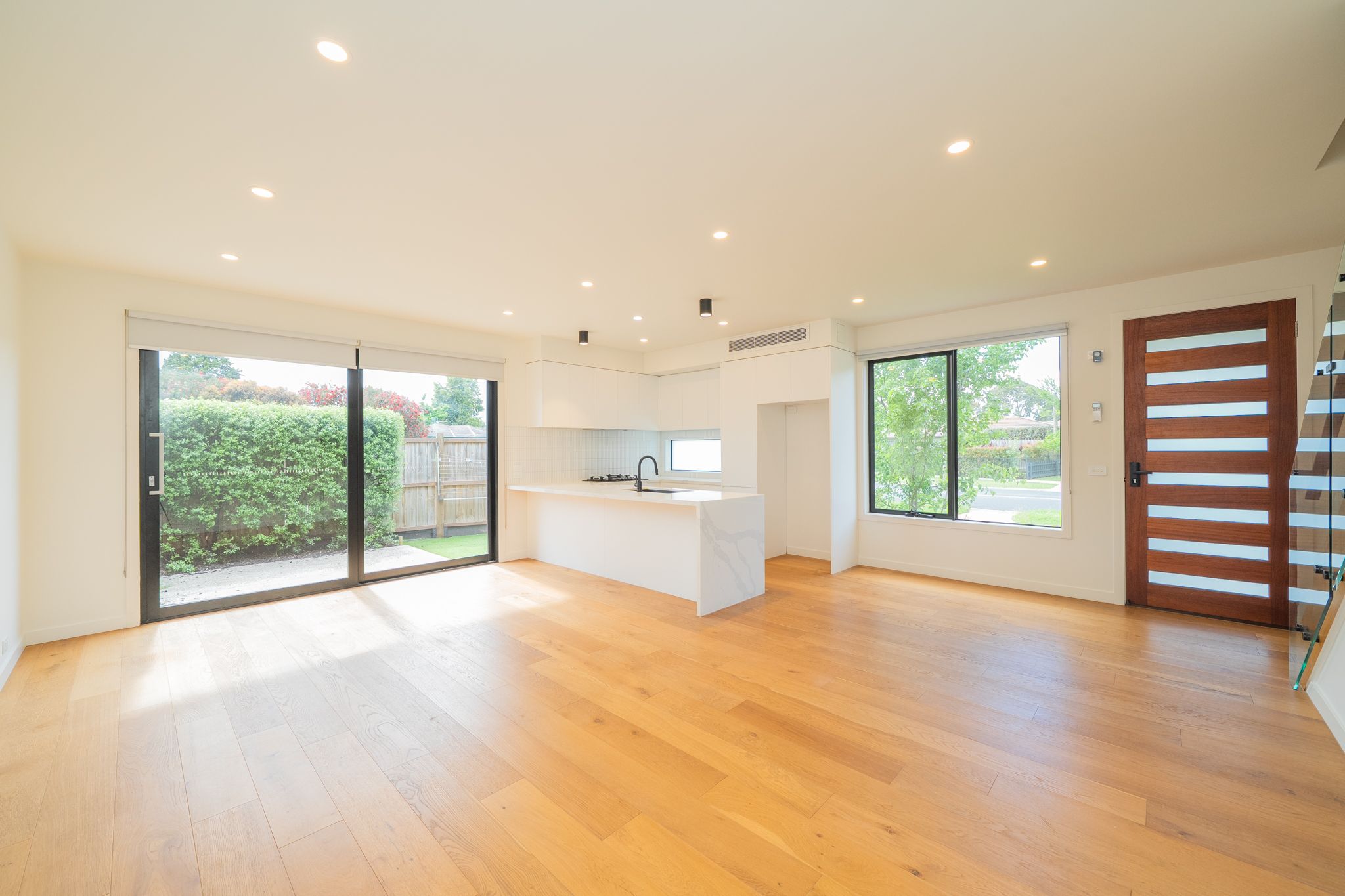 10 Stella Street — photo 4 of 15