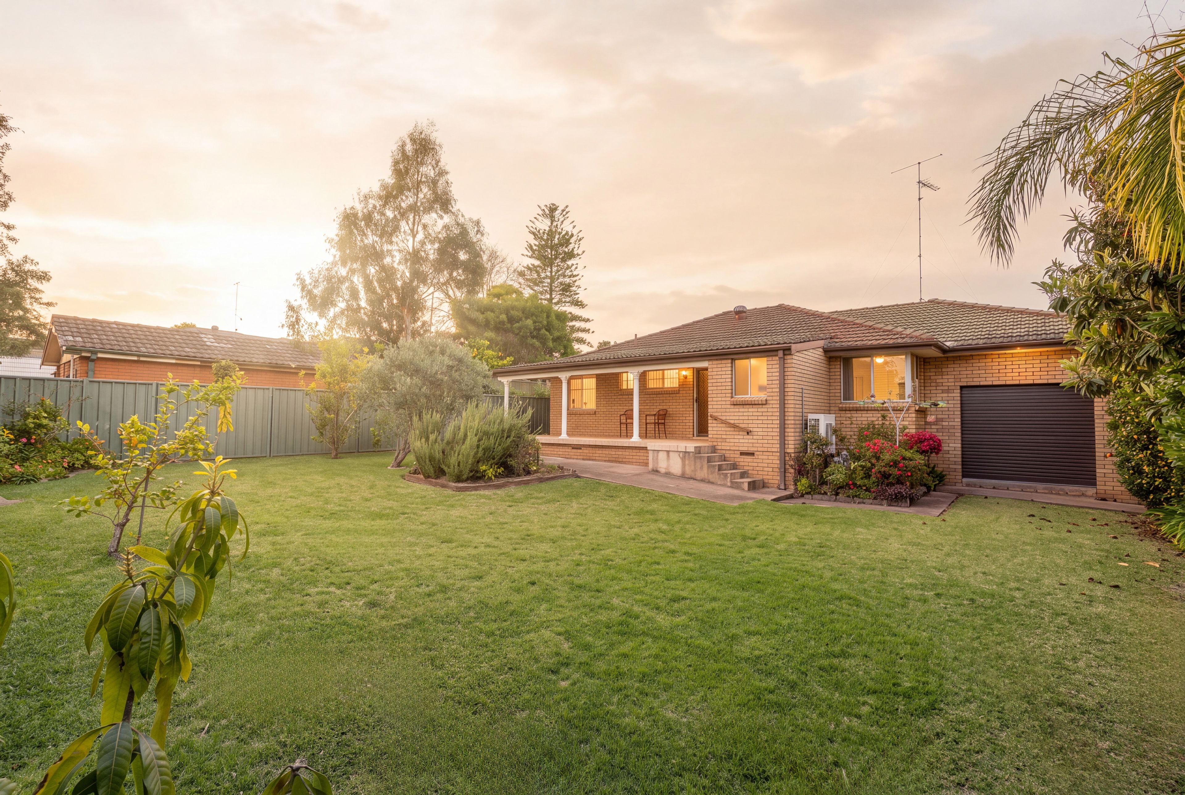 32 Almeria Avenue — photo 12 of 13