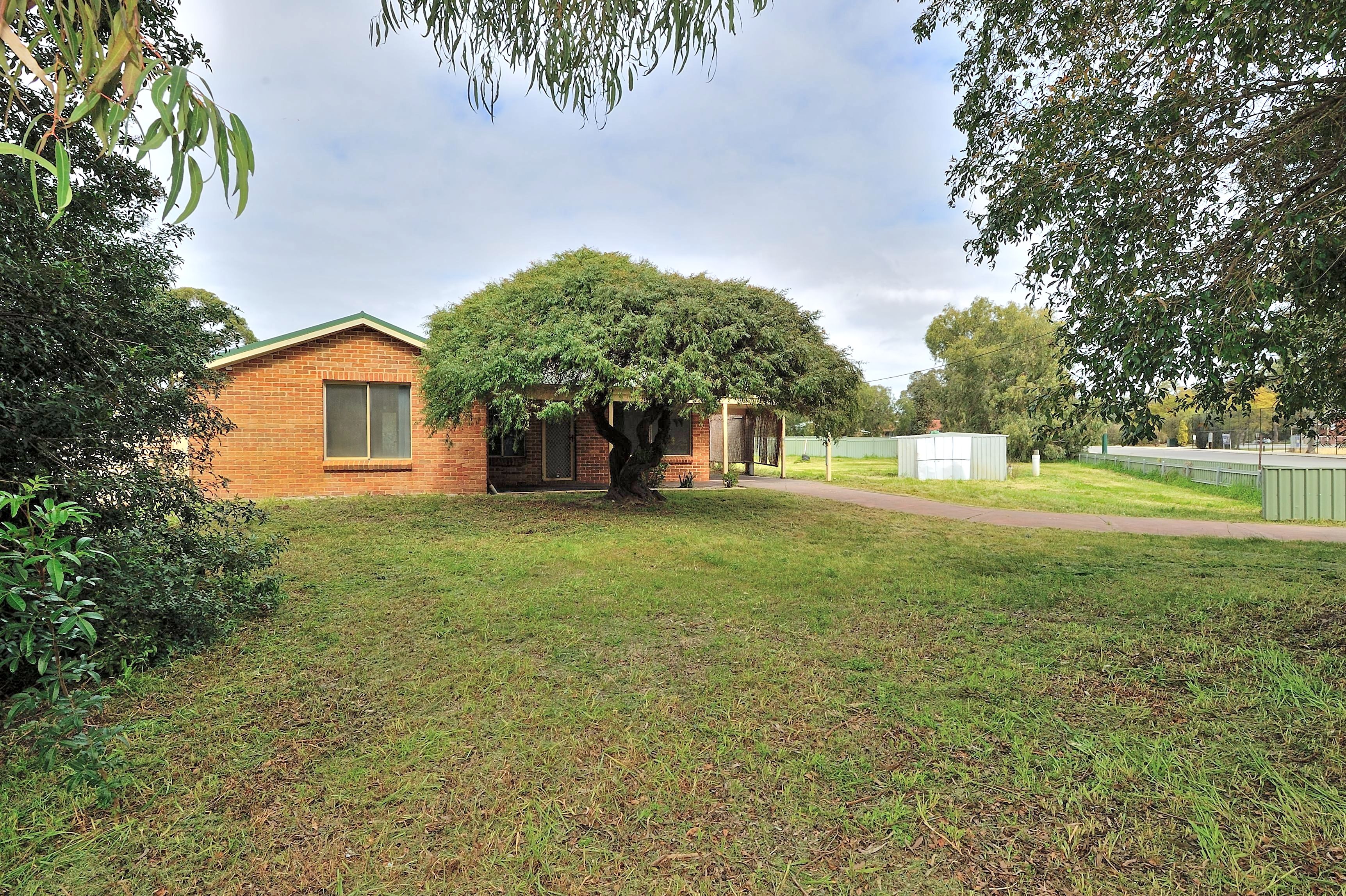 37 Archibald Street, Muchea WA 6501