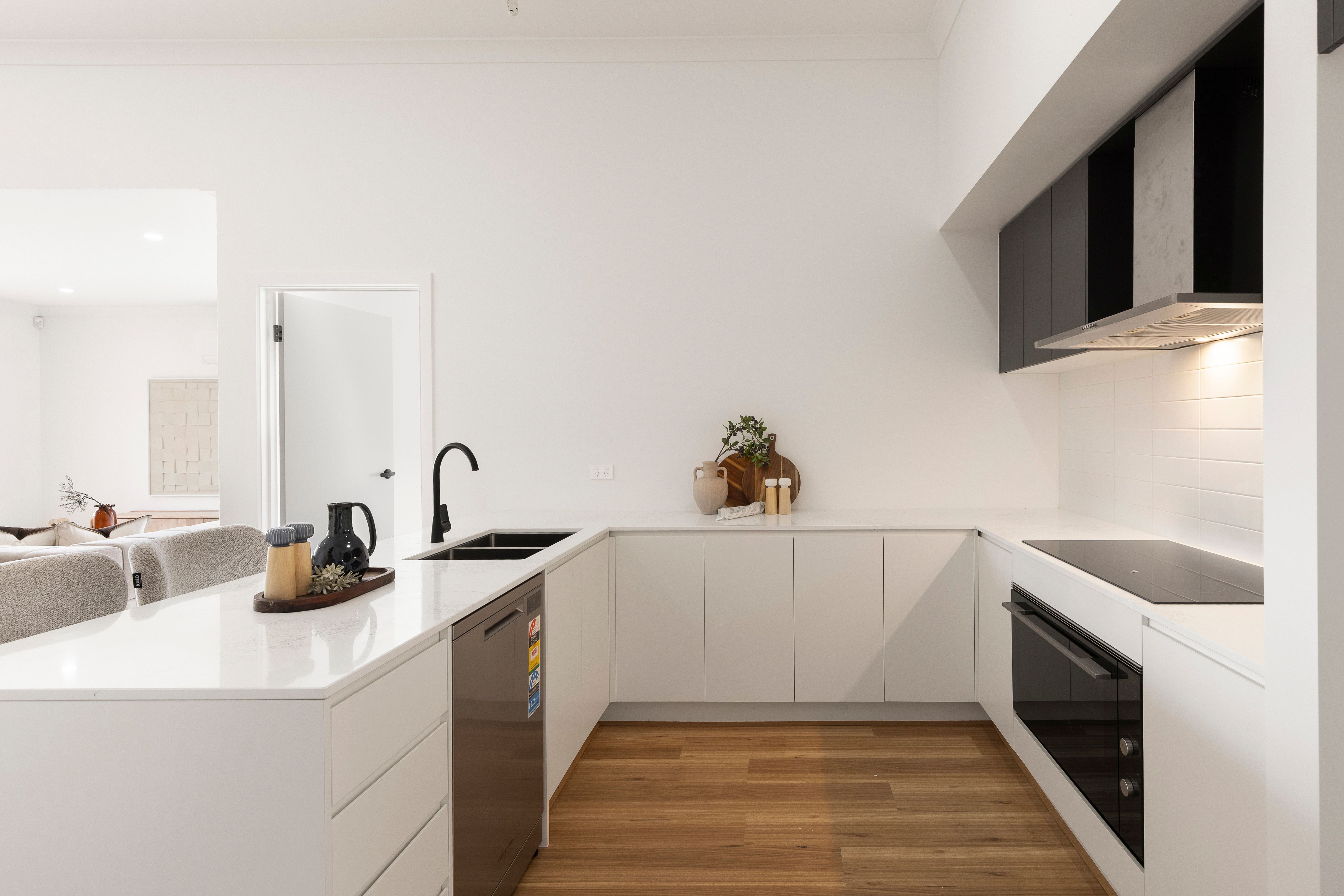 9 Jockey Place — photo 3 of 18